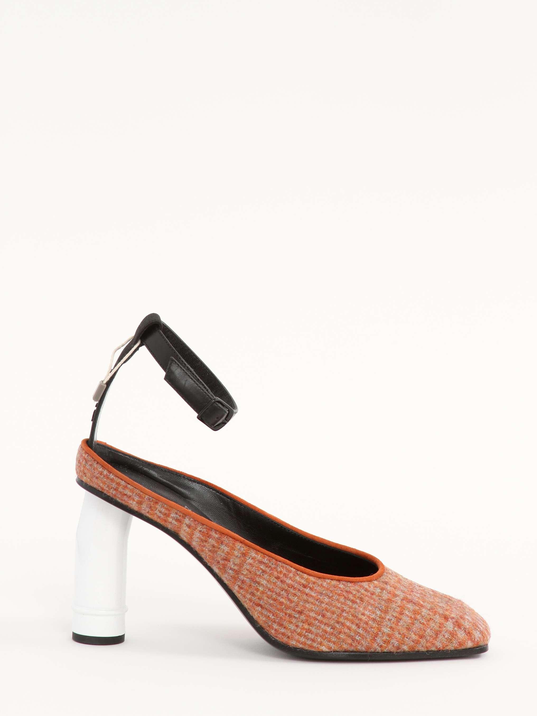 Nina Ricci 36, фото 1