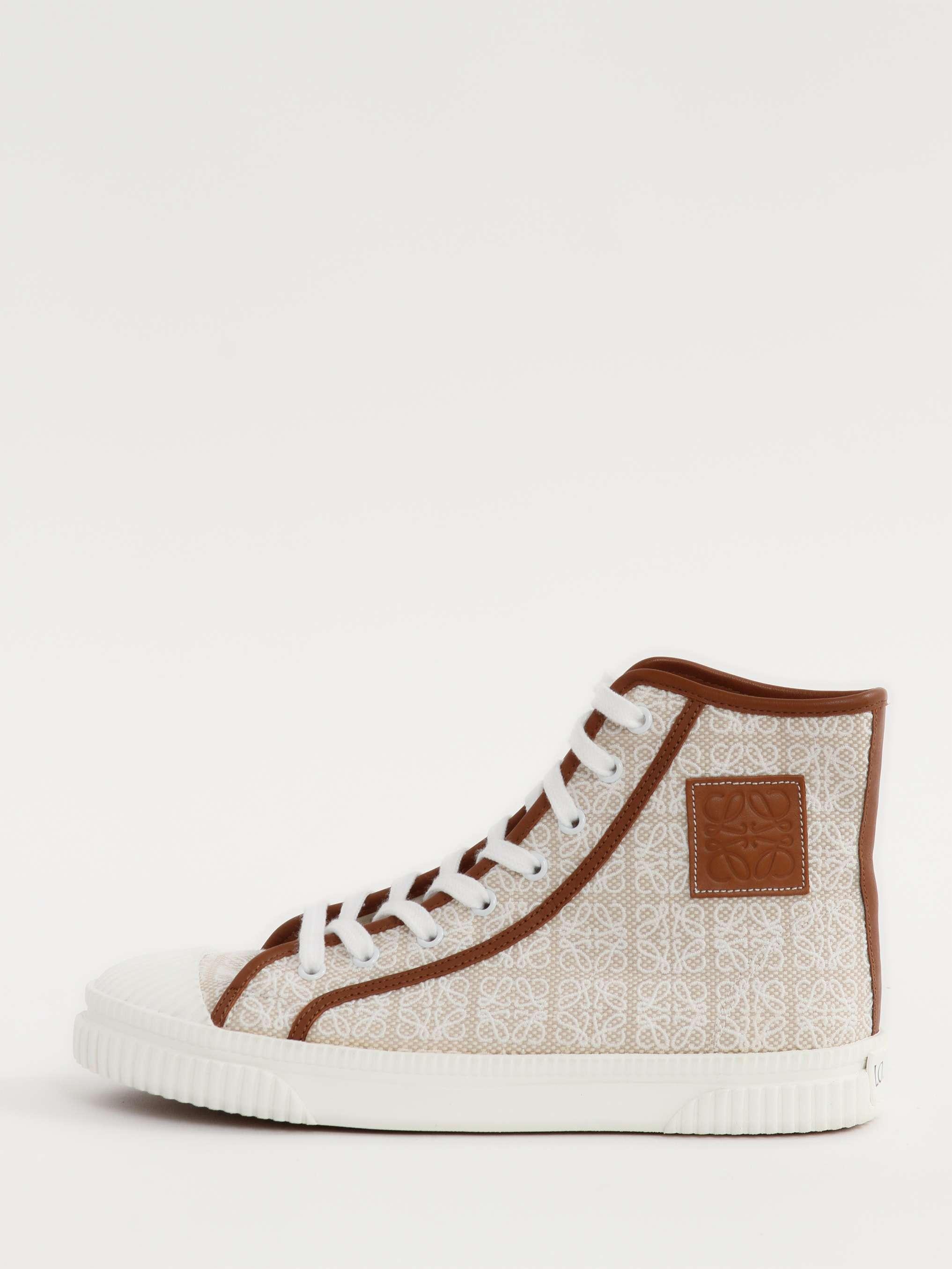 Loewe 40, фото 2