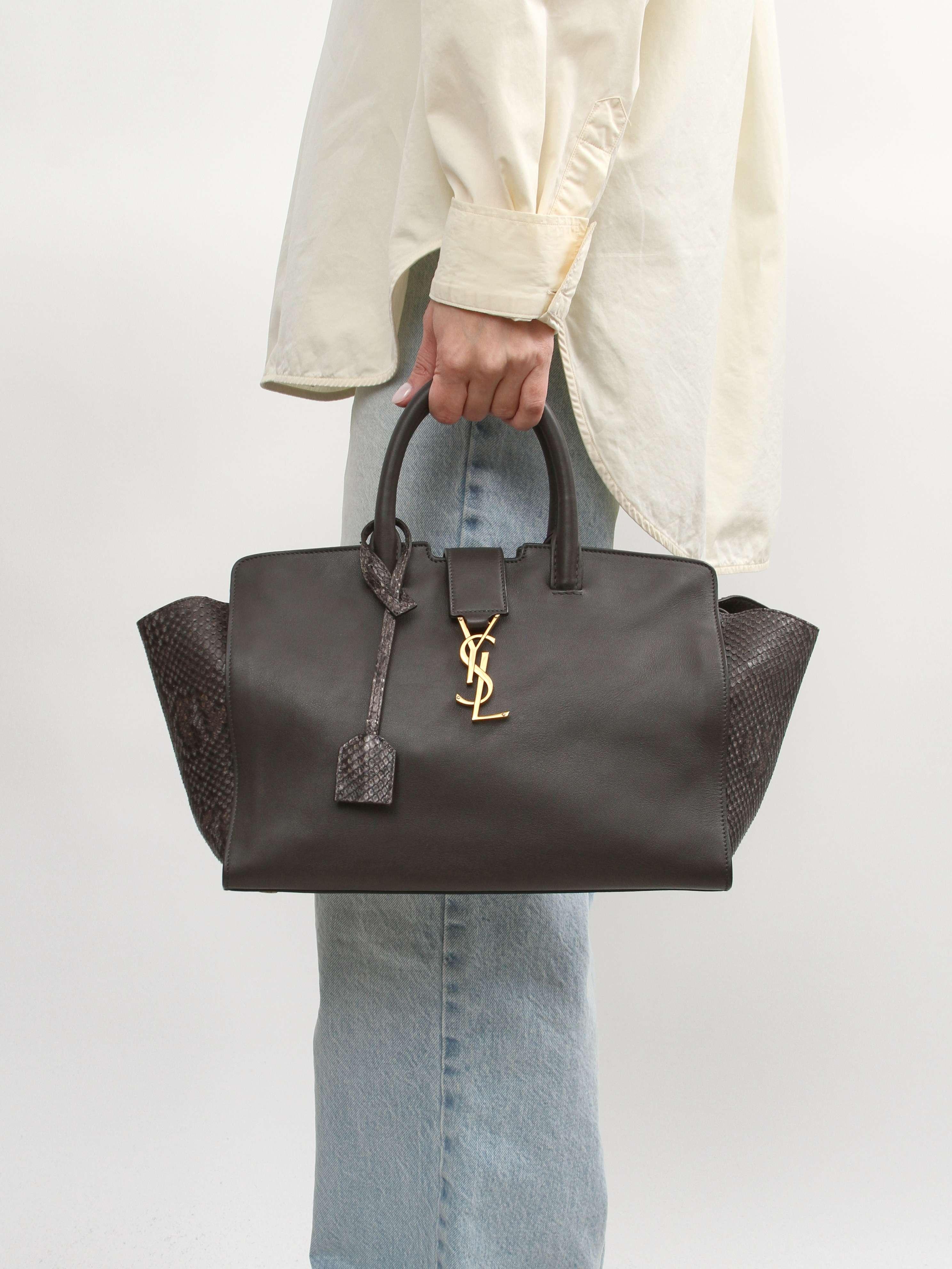 Saint Laurent Downtown, фото 2