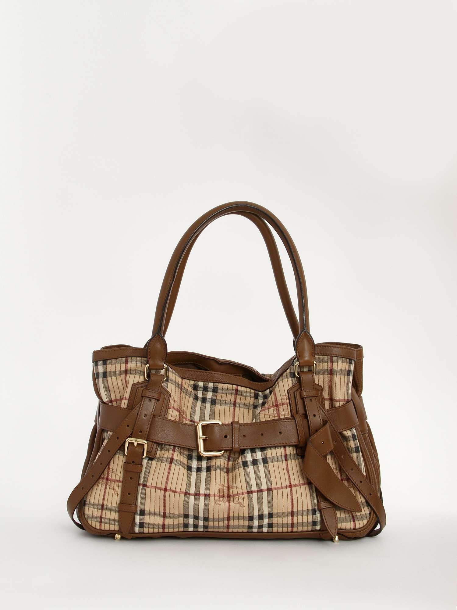 Burberry Leather Bag , фото 1