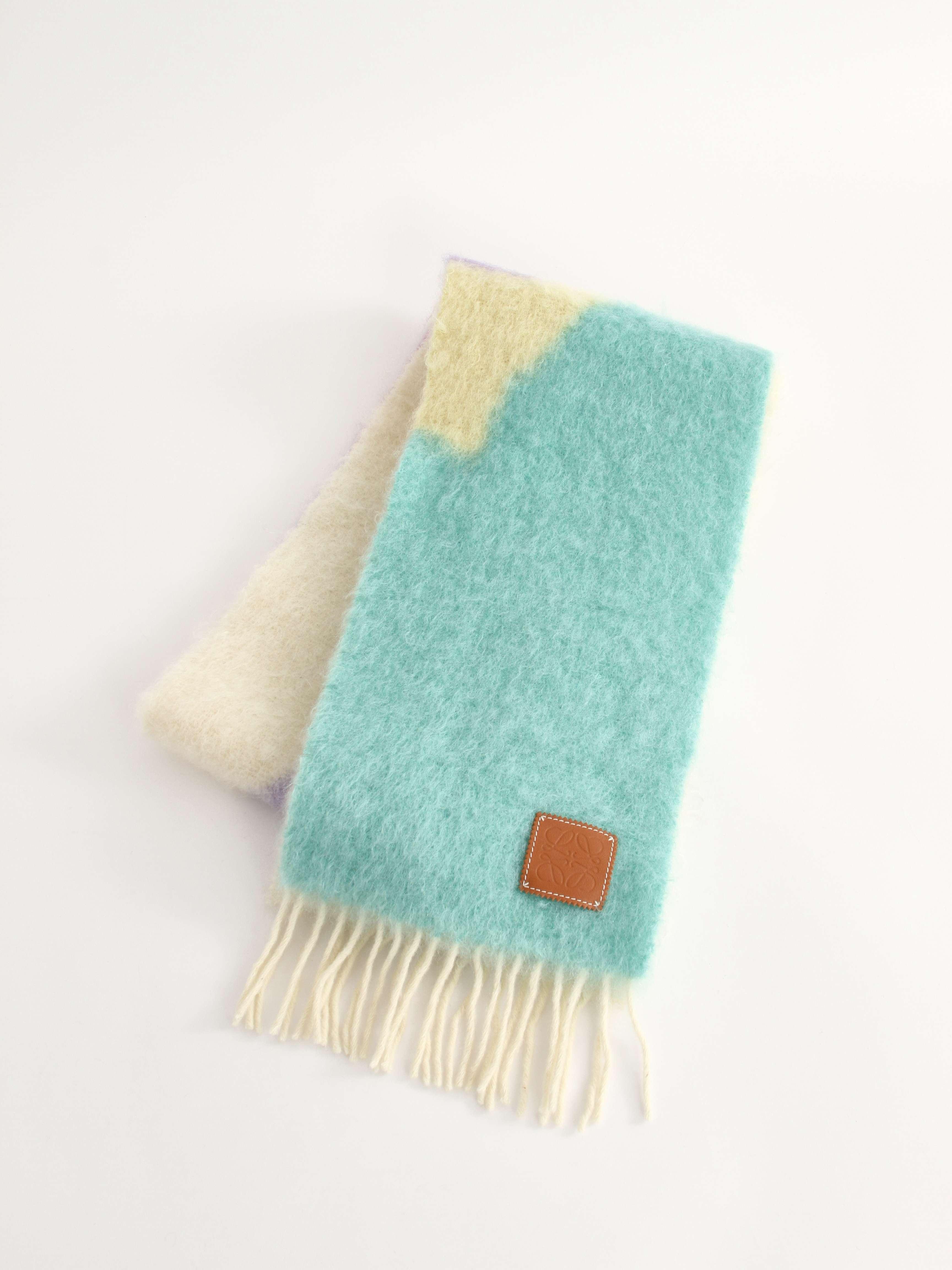 Loewe Scarf, фото 1