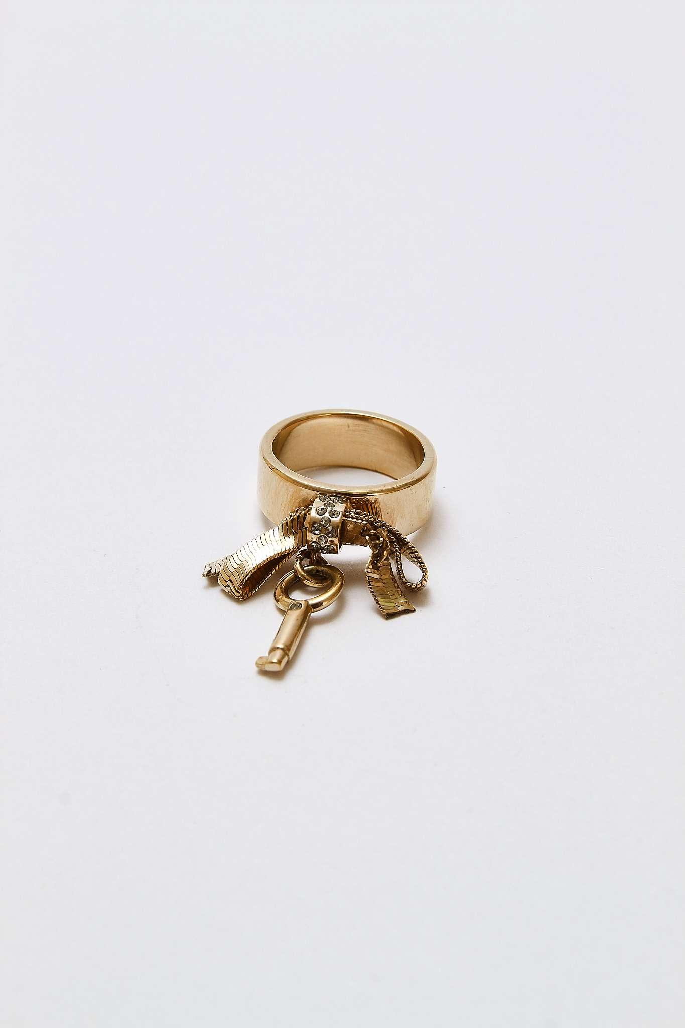 Chloe Bow & Key, фото 1