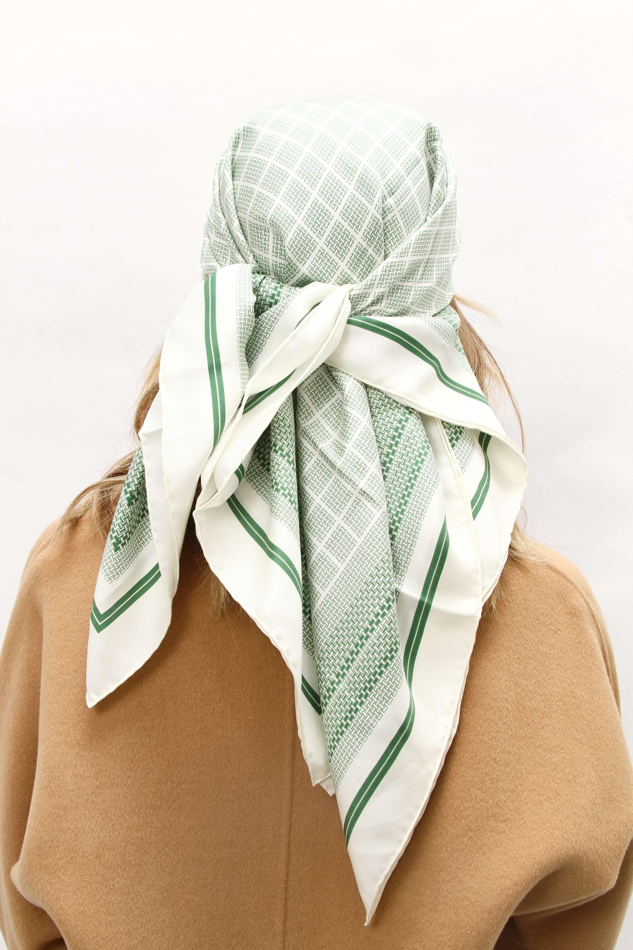 Celine Scarf, фото 3