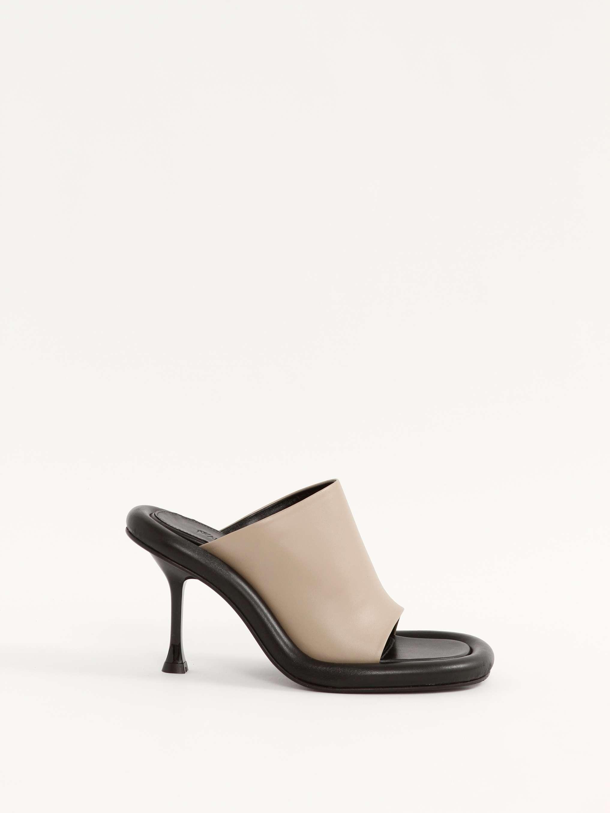 JW Anderson 38, фото 1