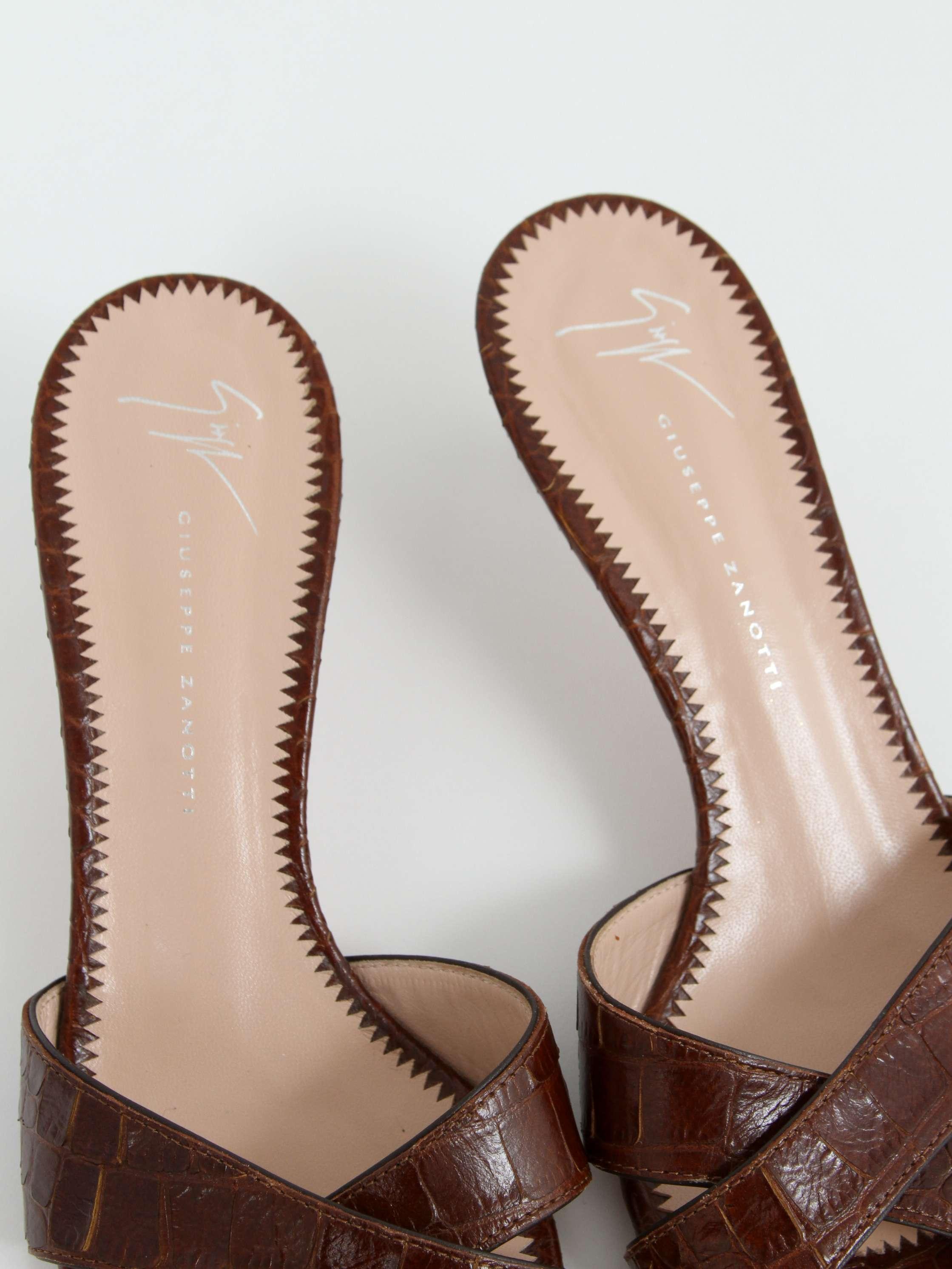 Giuseppe Zanotti 39, фото 5