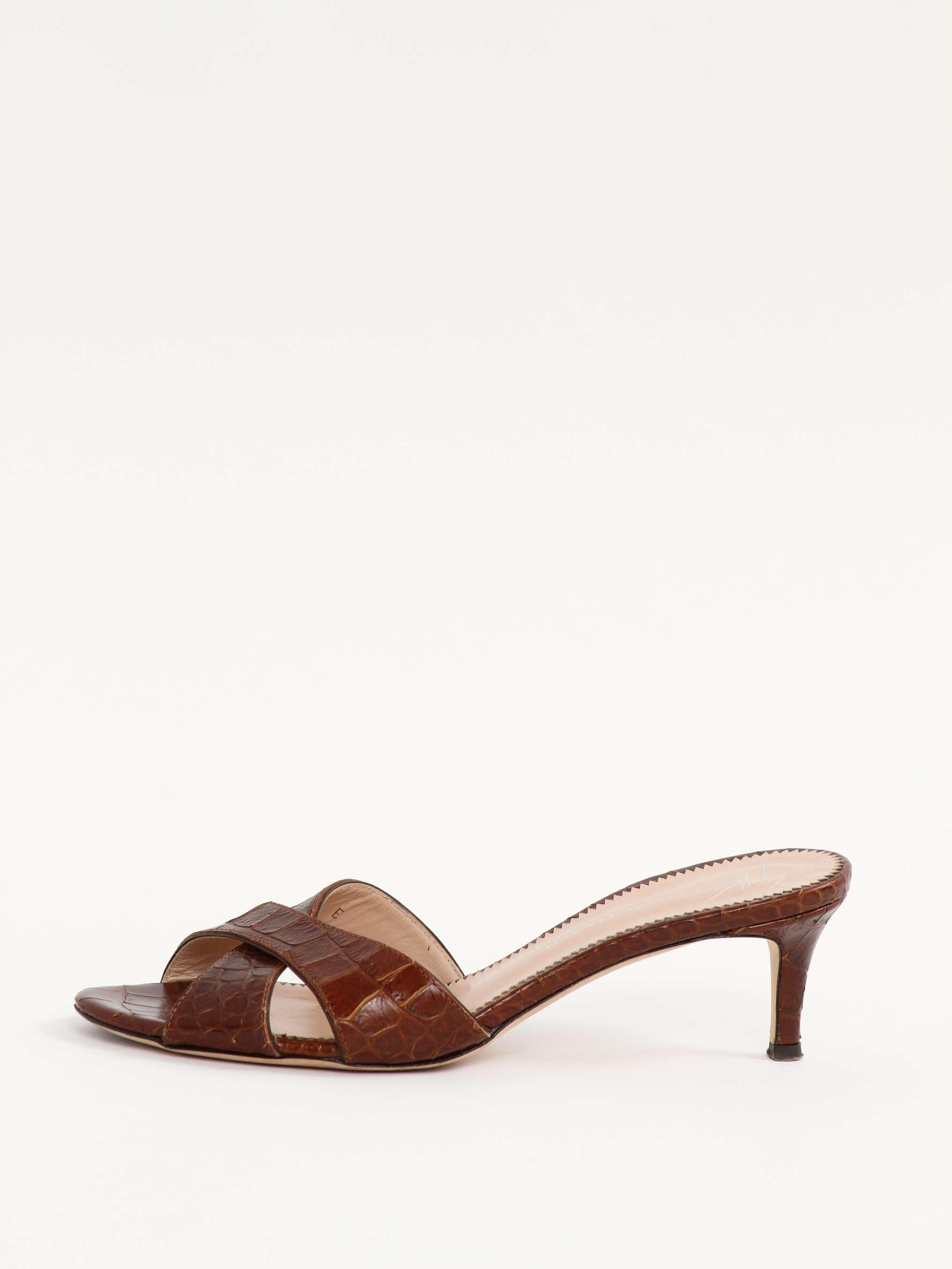 Giuseppe Zanotti 39, фото 2