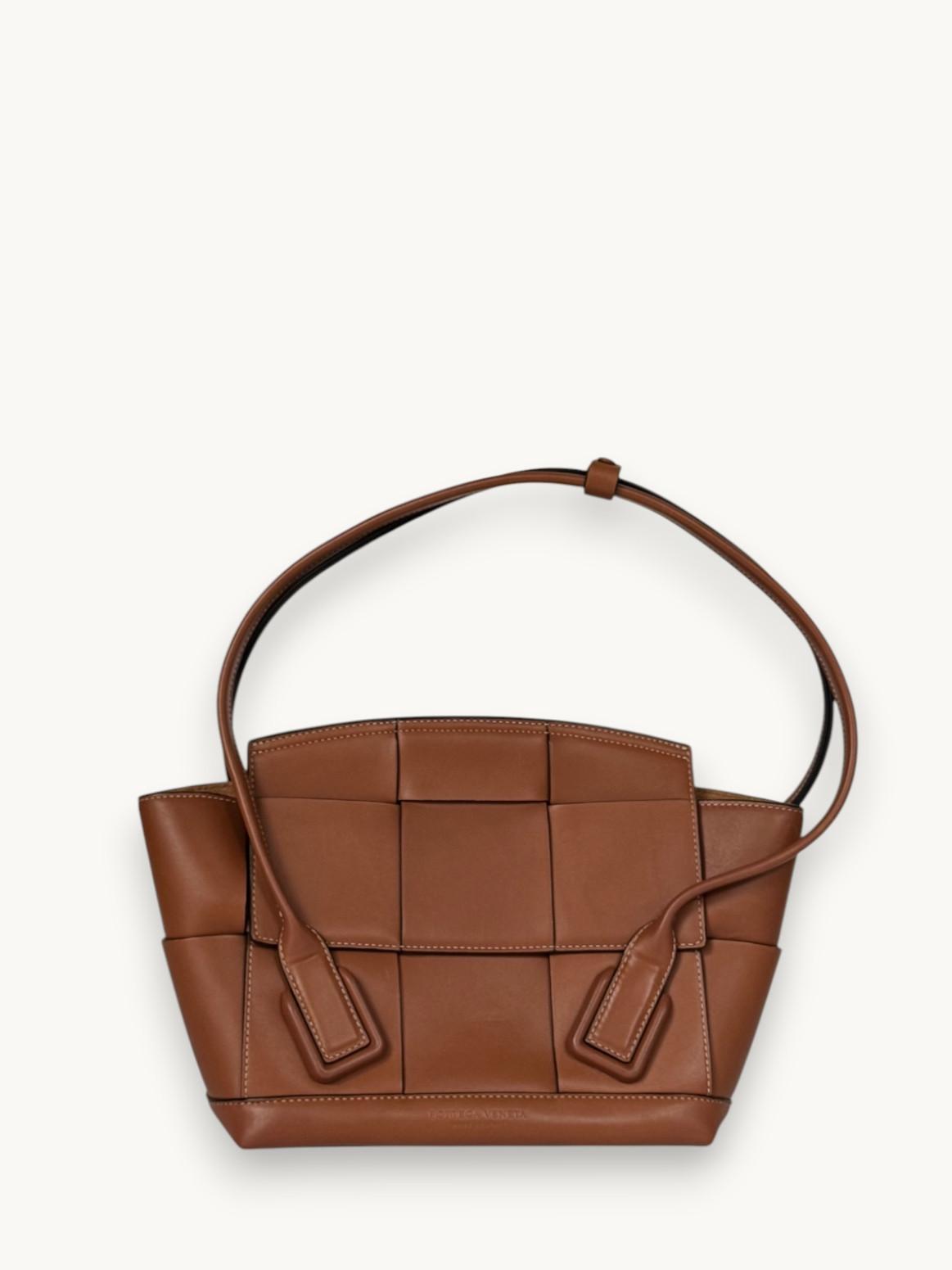 Bottega Veneta Arco , фото 1