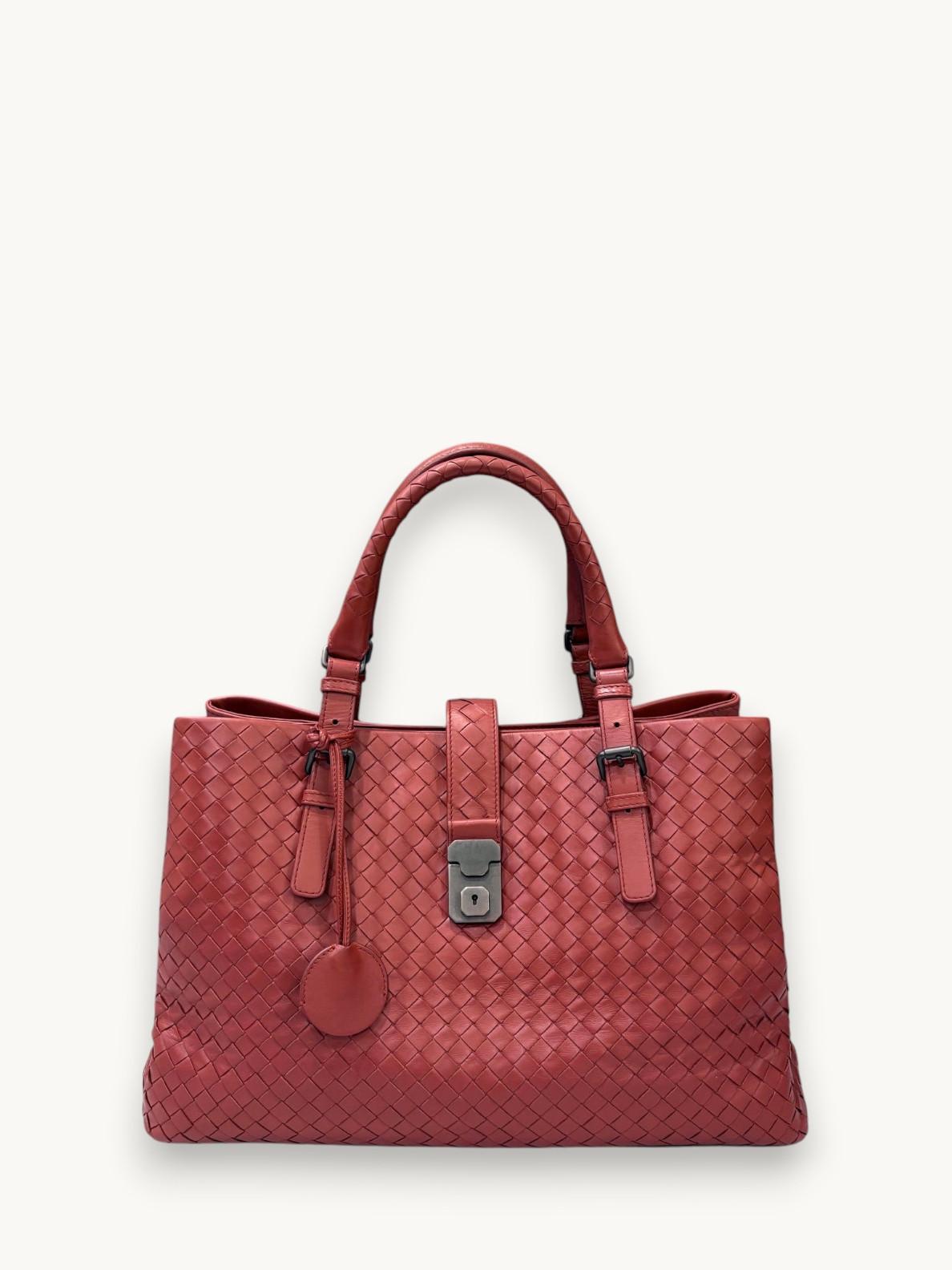 Bottega Veneta Roma , фото 1