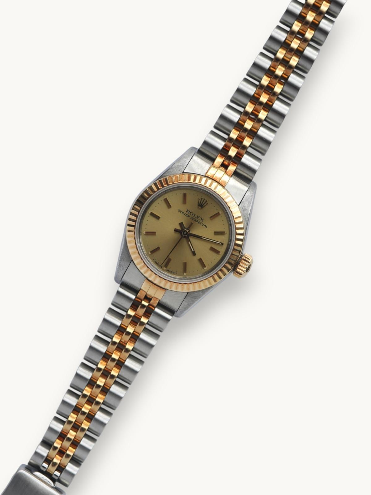 Rolex Oyster Perpetual 26, фото 2
