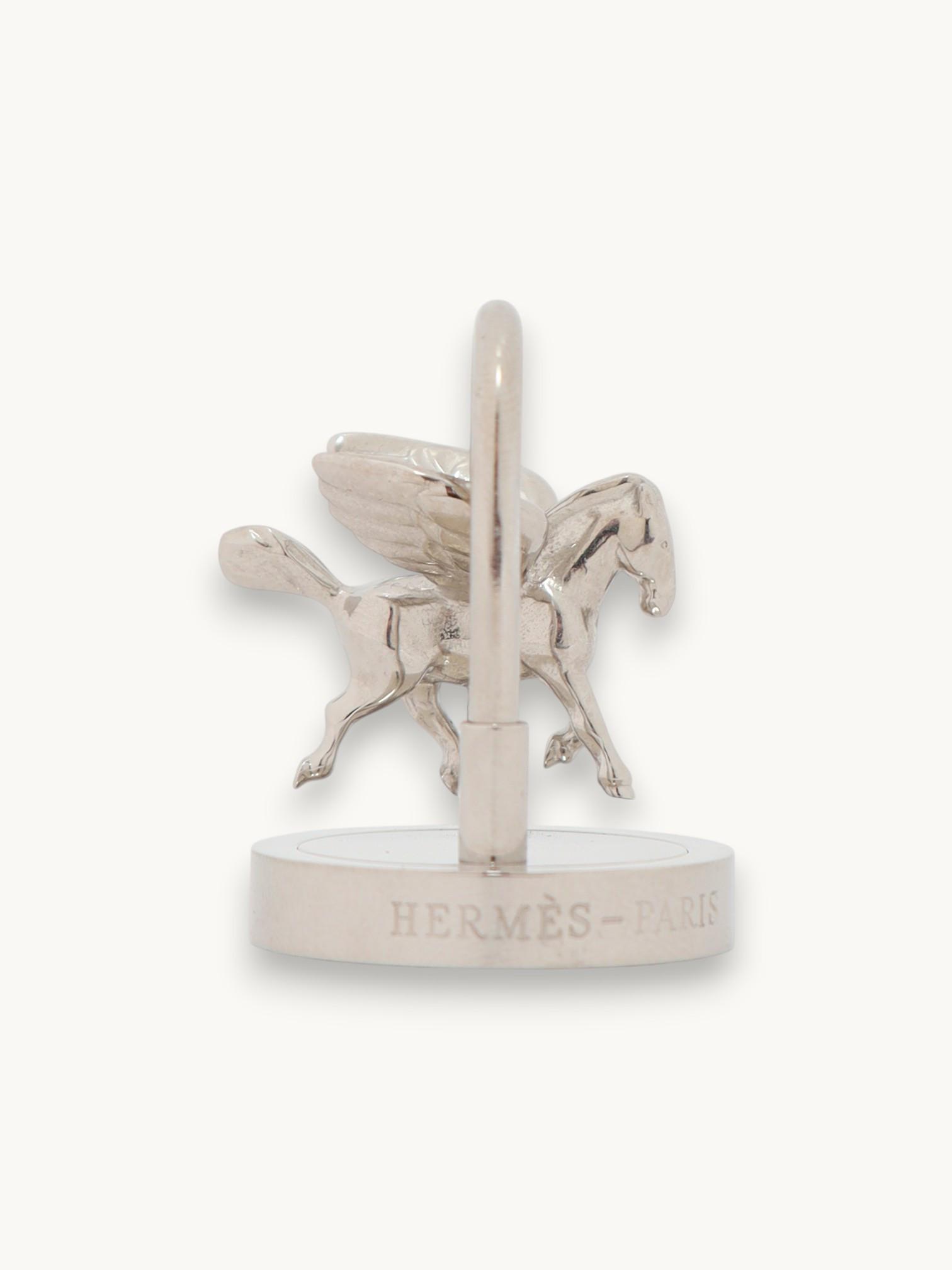 Hermes Cadena , фото 5