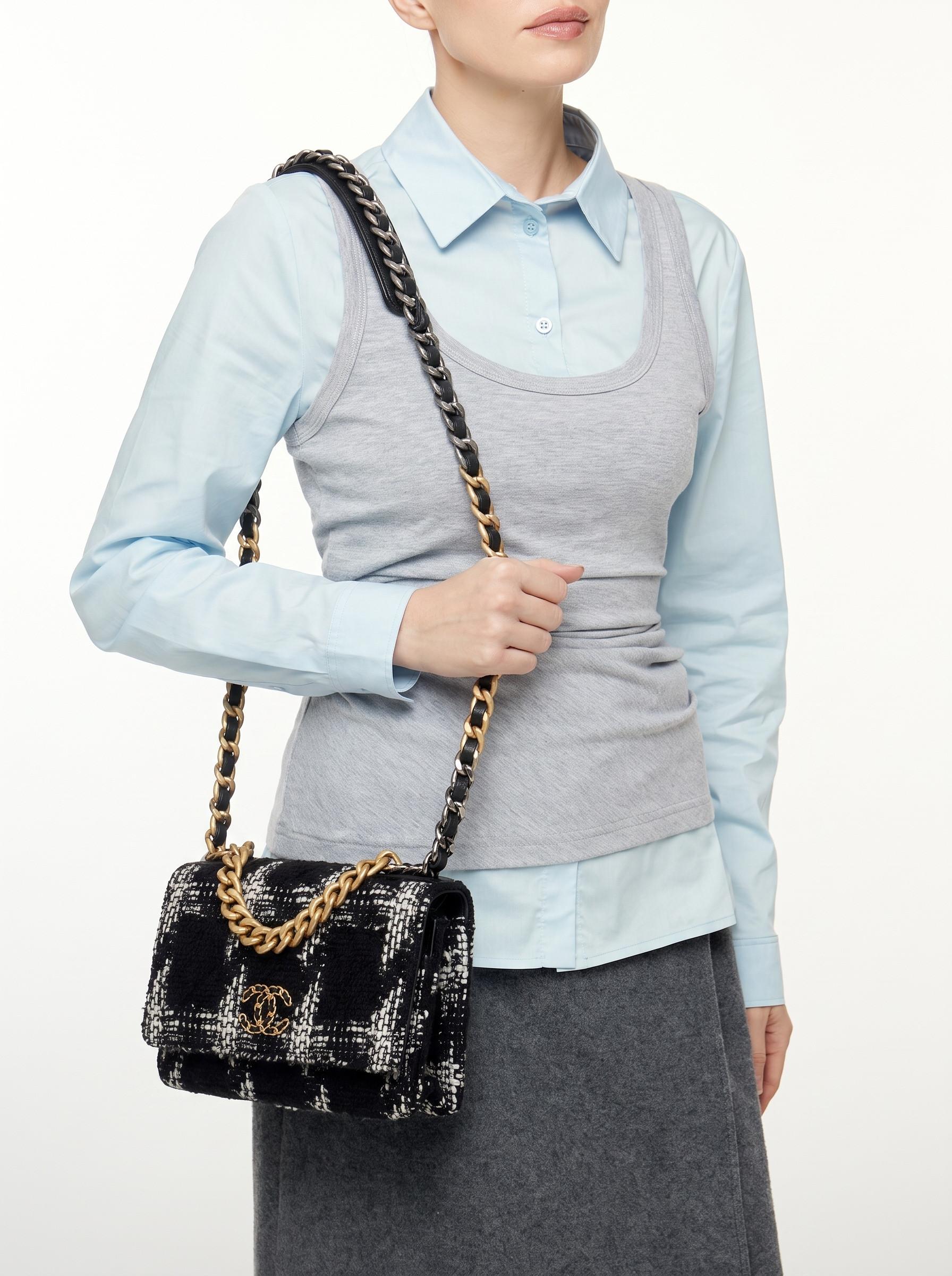 Chanel 19 , фото 2