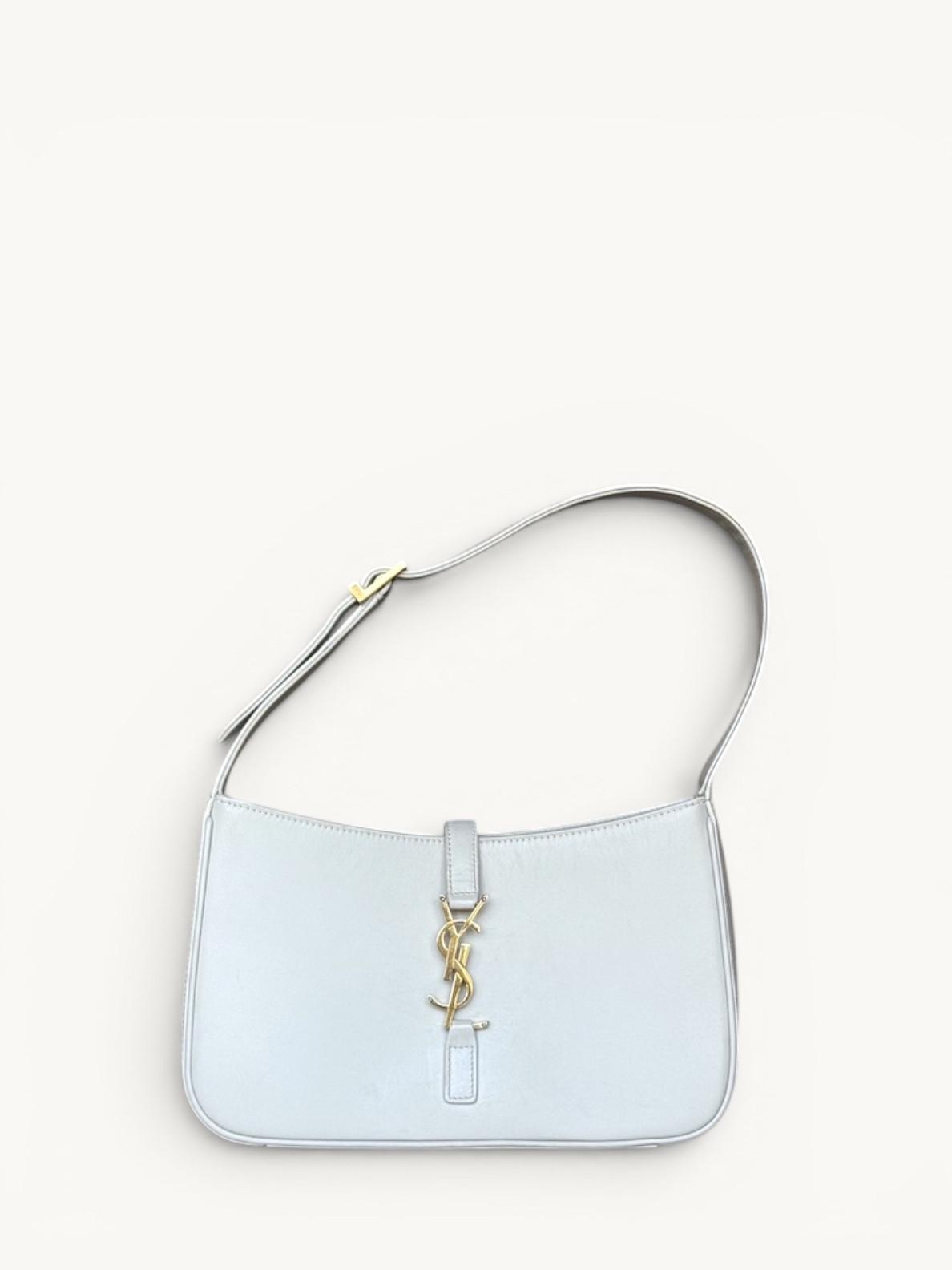 Saint Laurent Le 5 a 7 , фото 1