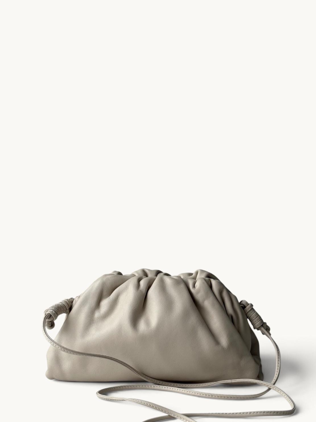 Bottega Veneta Pouch , фото 1