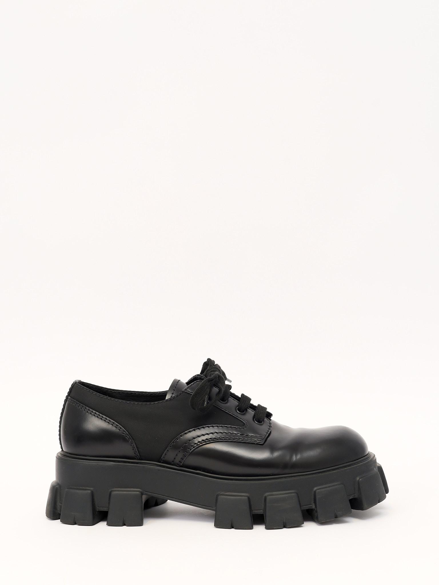 Prada  44, фото 1