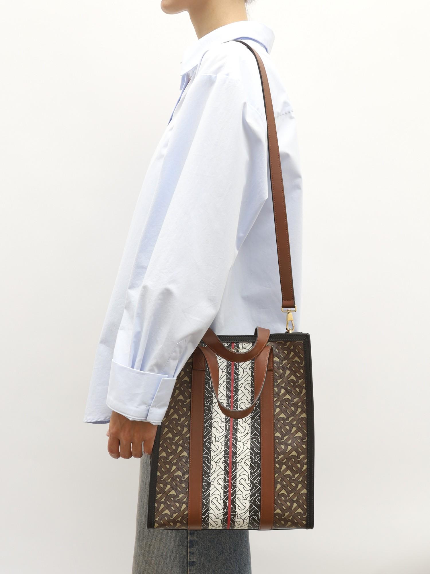 Burberry  , фото 2