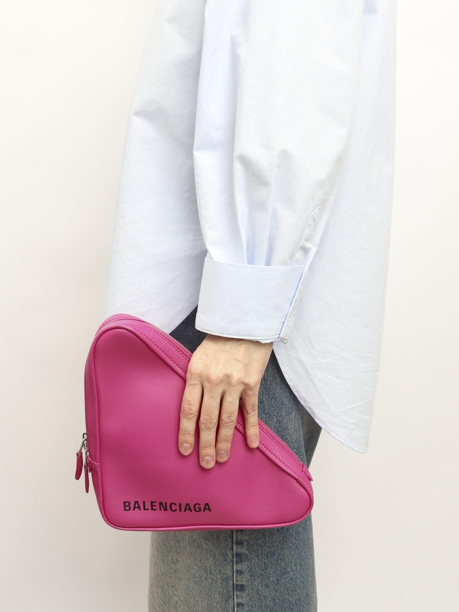 Balenciaga Triangle , фото 2