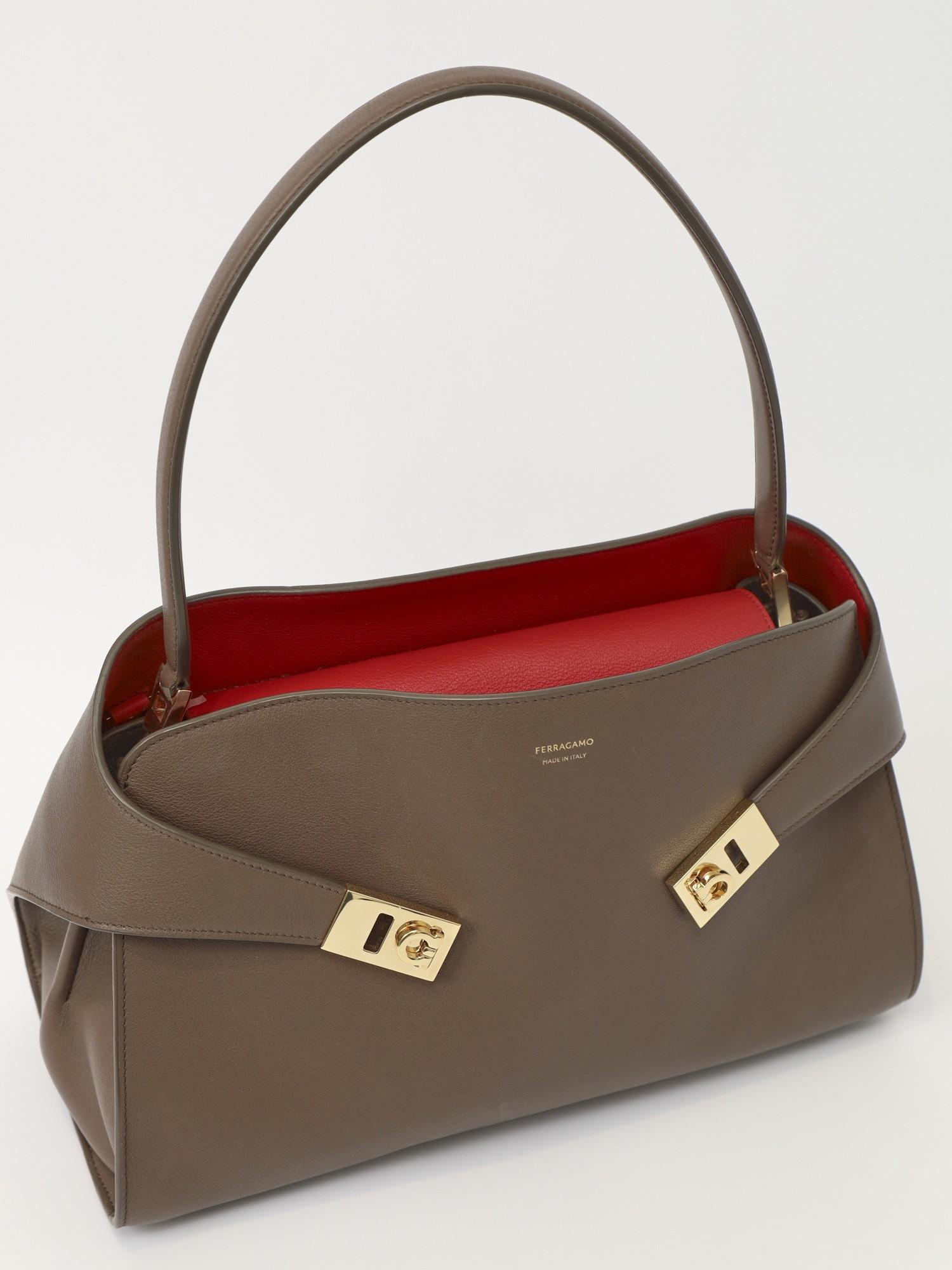 Salvatore Ferragamo Hug , фото 5