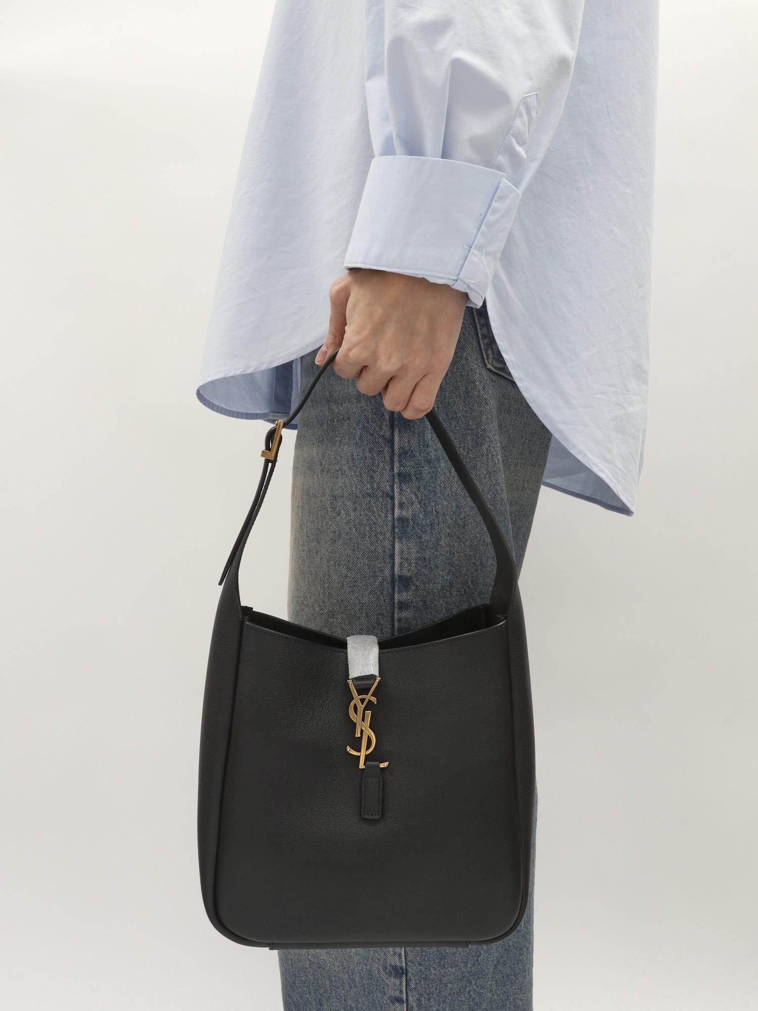 Saint Laurent Le 5 a 7 , фото 2