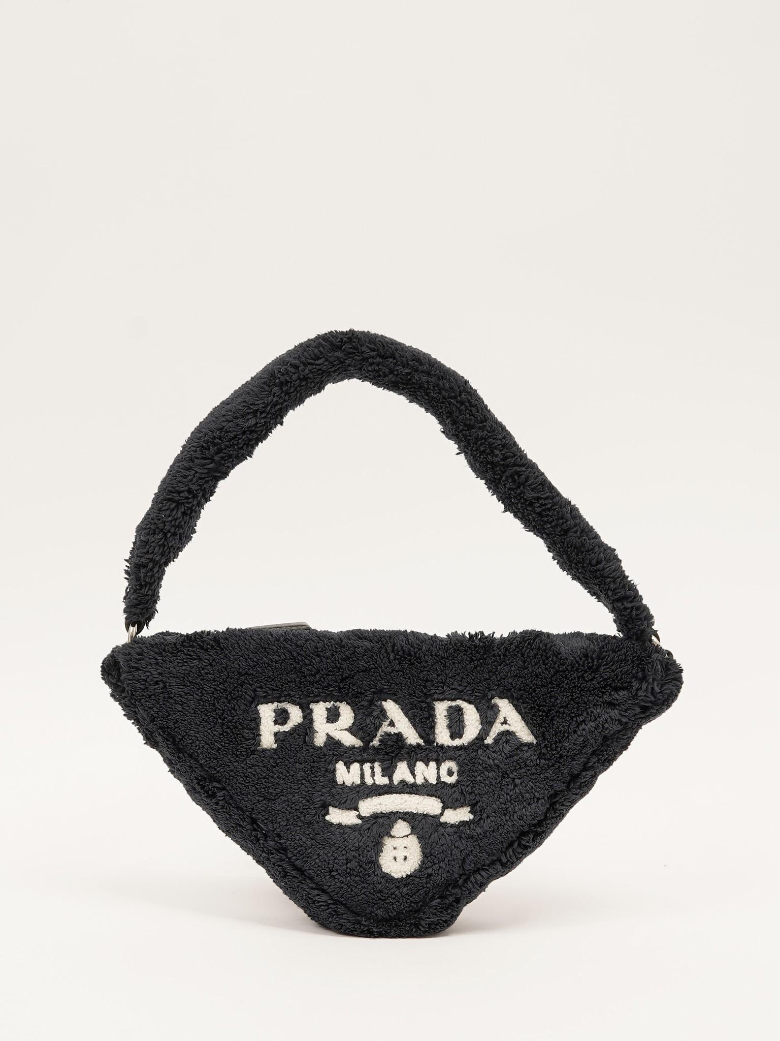 Prada Triangle , фото 1