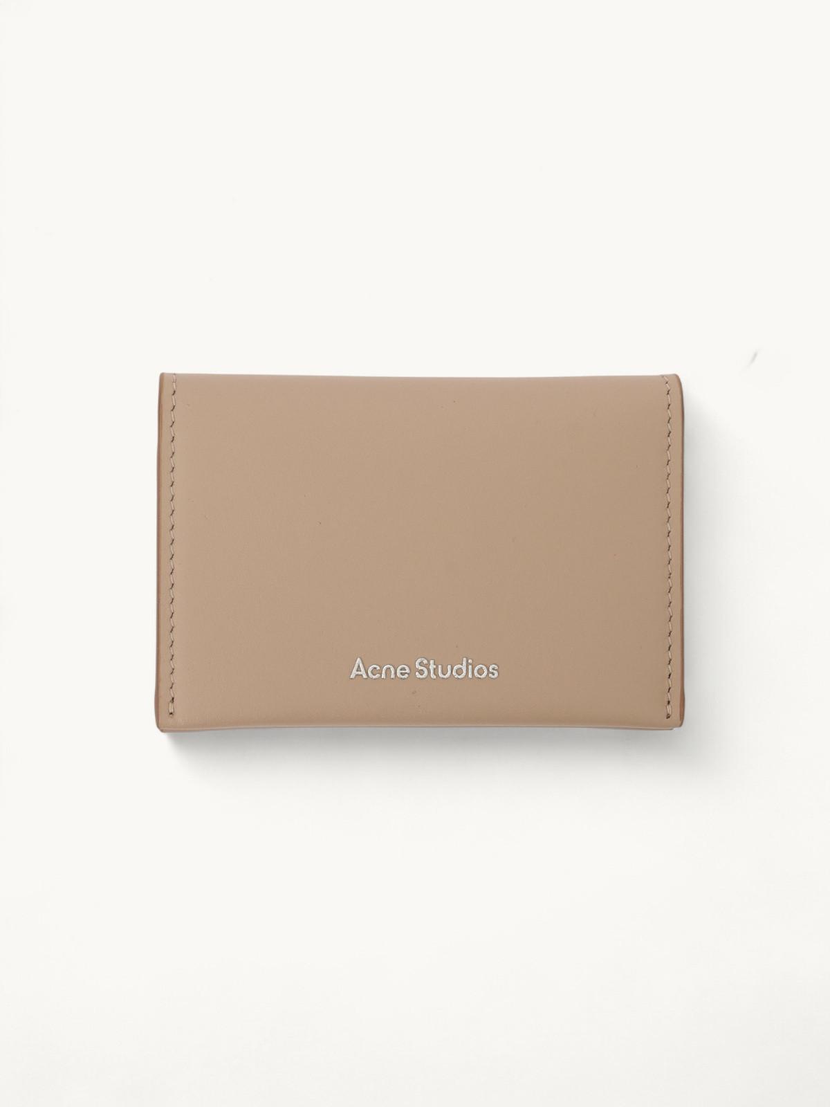 Acne Studios  , фото 1