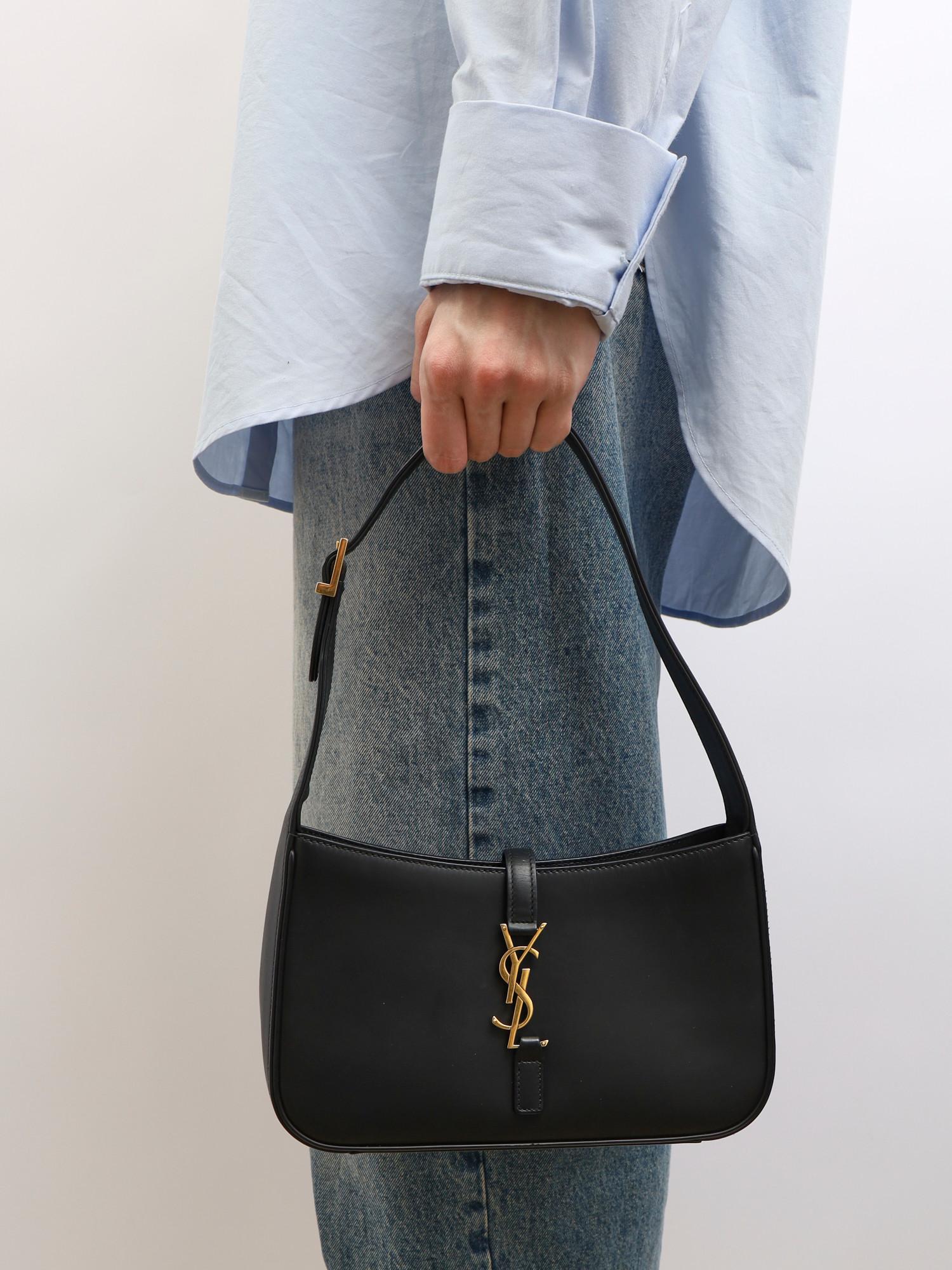 Saint Laurent Le 5 a 7 , фото 2