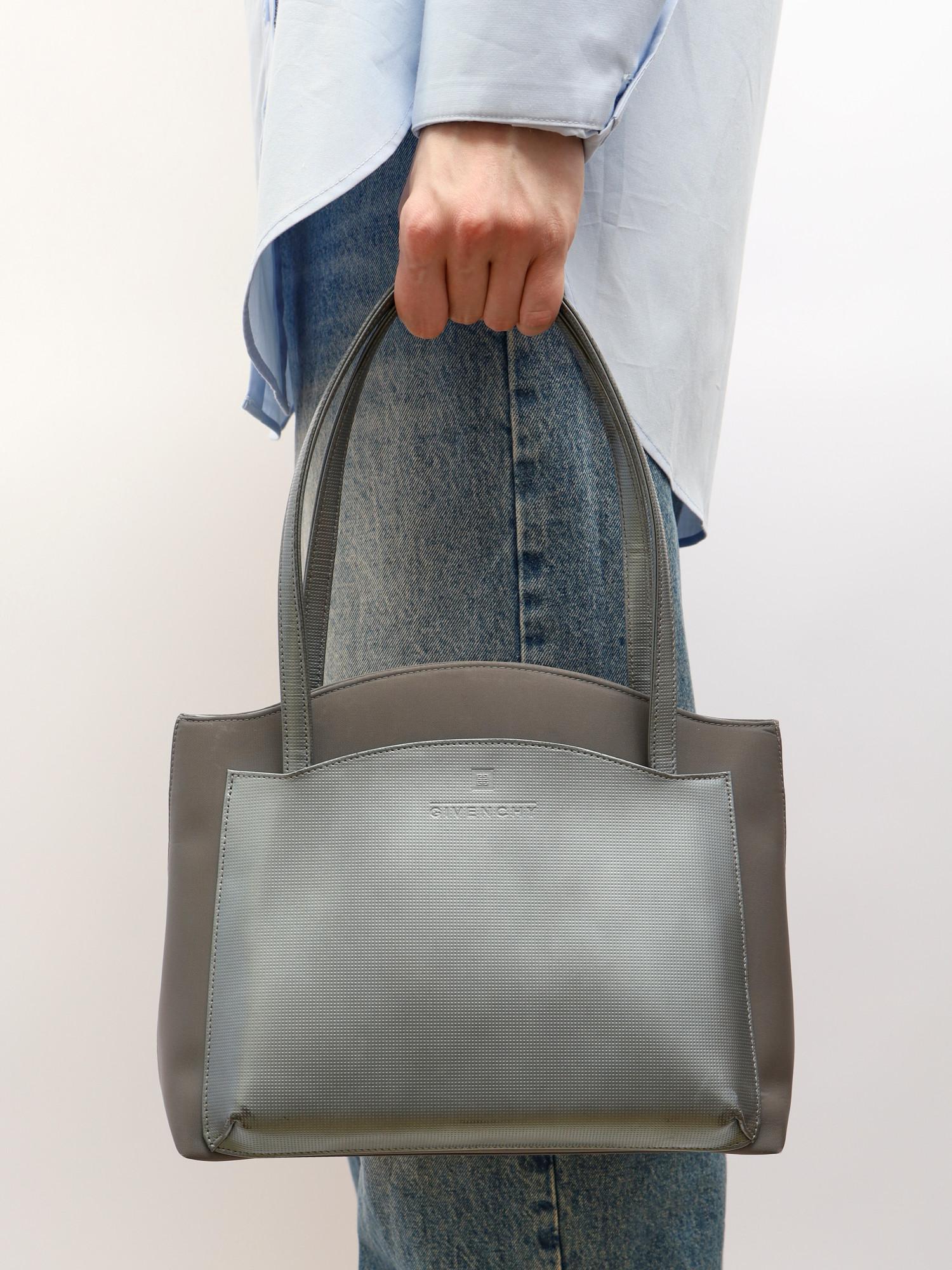 Givenchy  , фото 2
