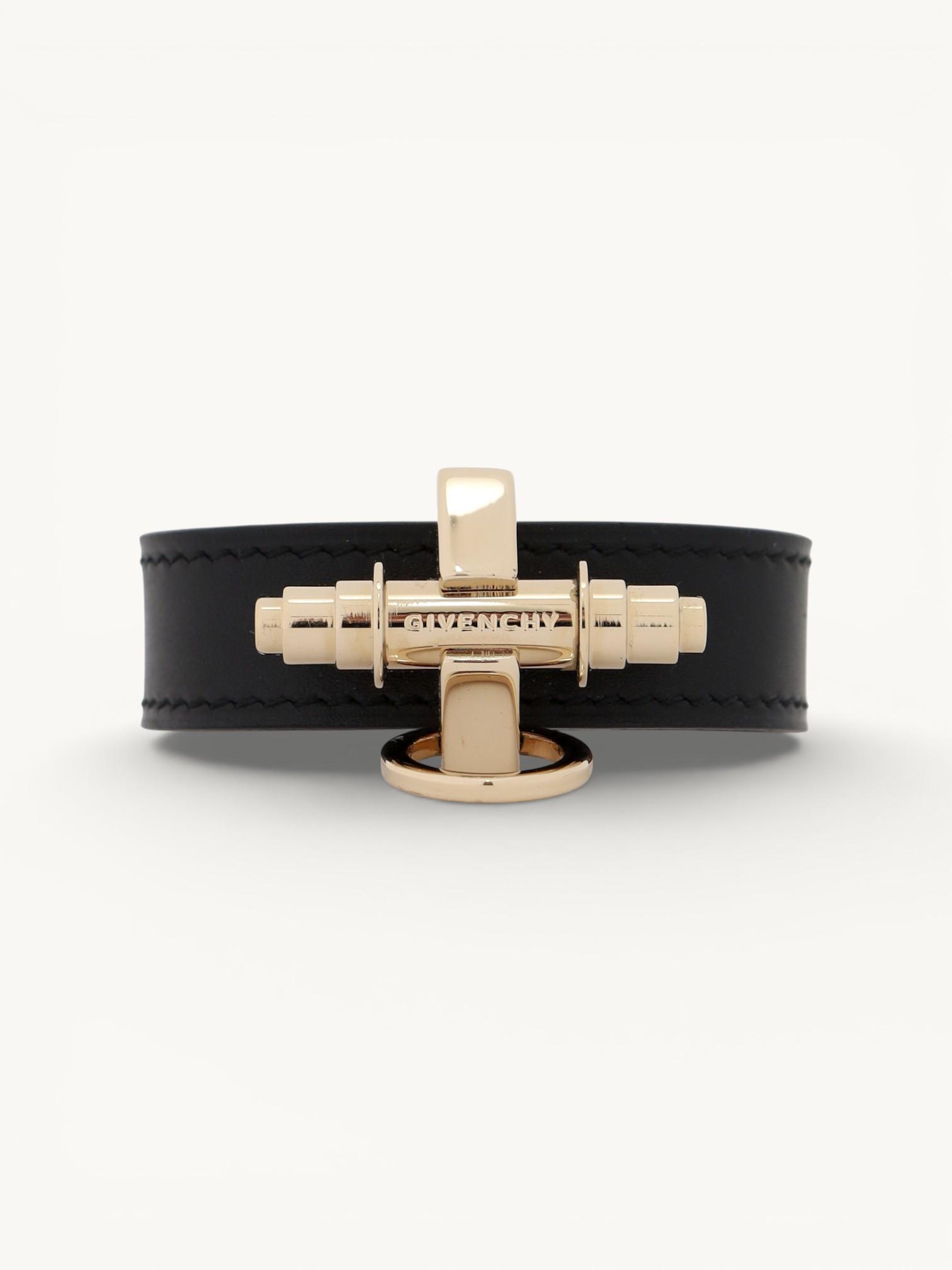 Givenchy  , фото 1
