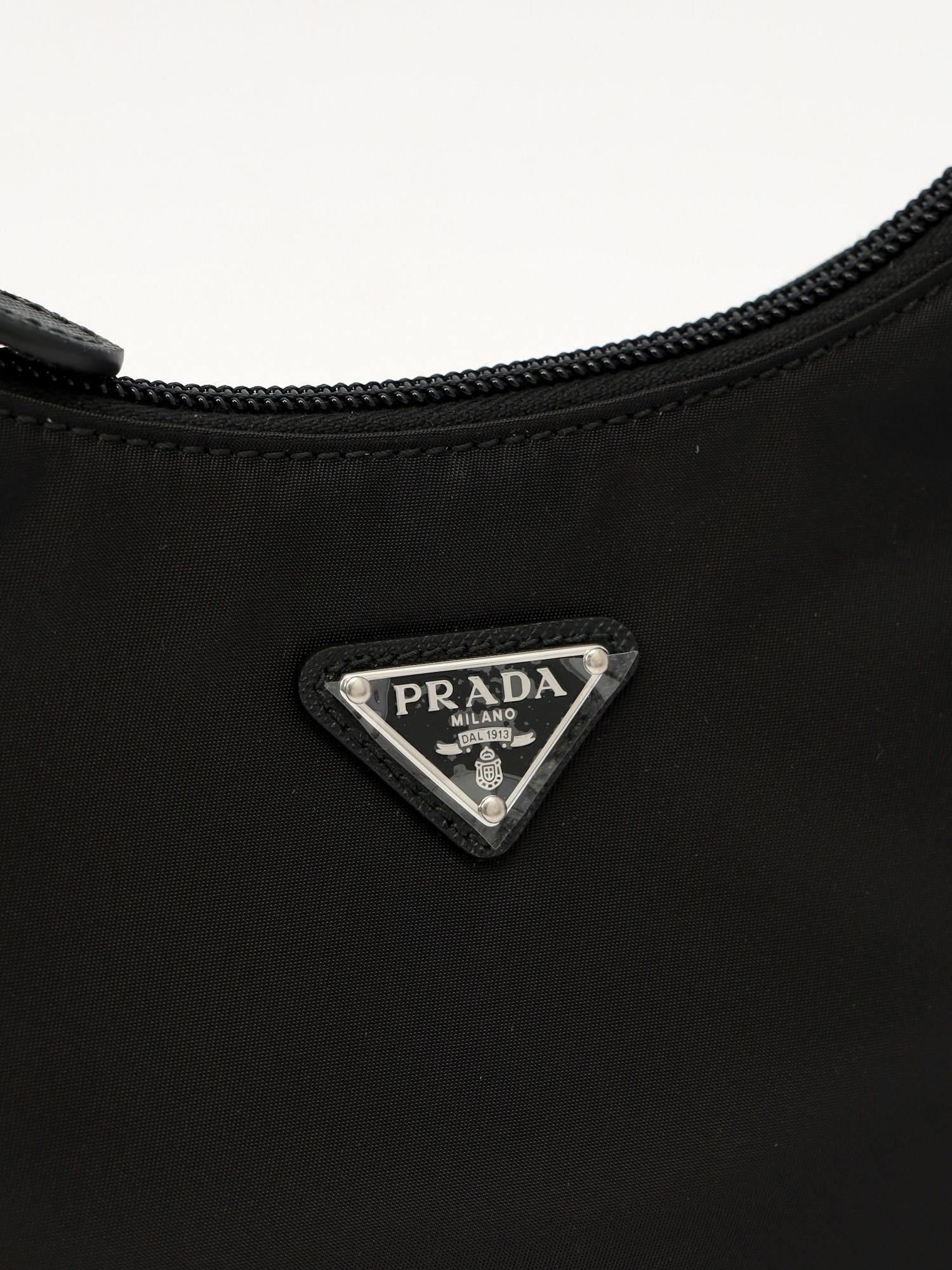 Prada Re-Edition 2000 , фото 5