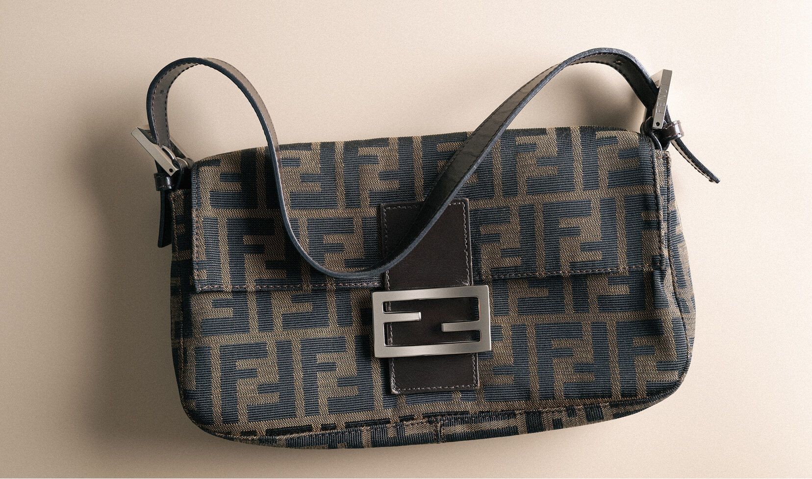 Какую сумку выбрать в подарок?