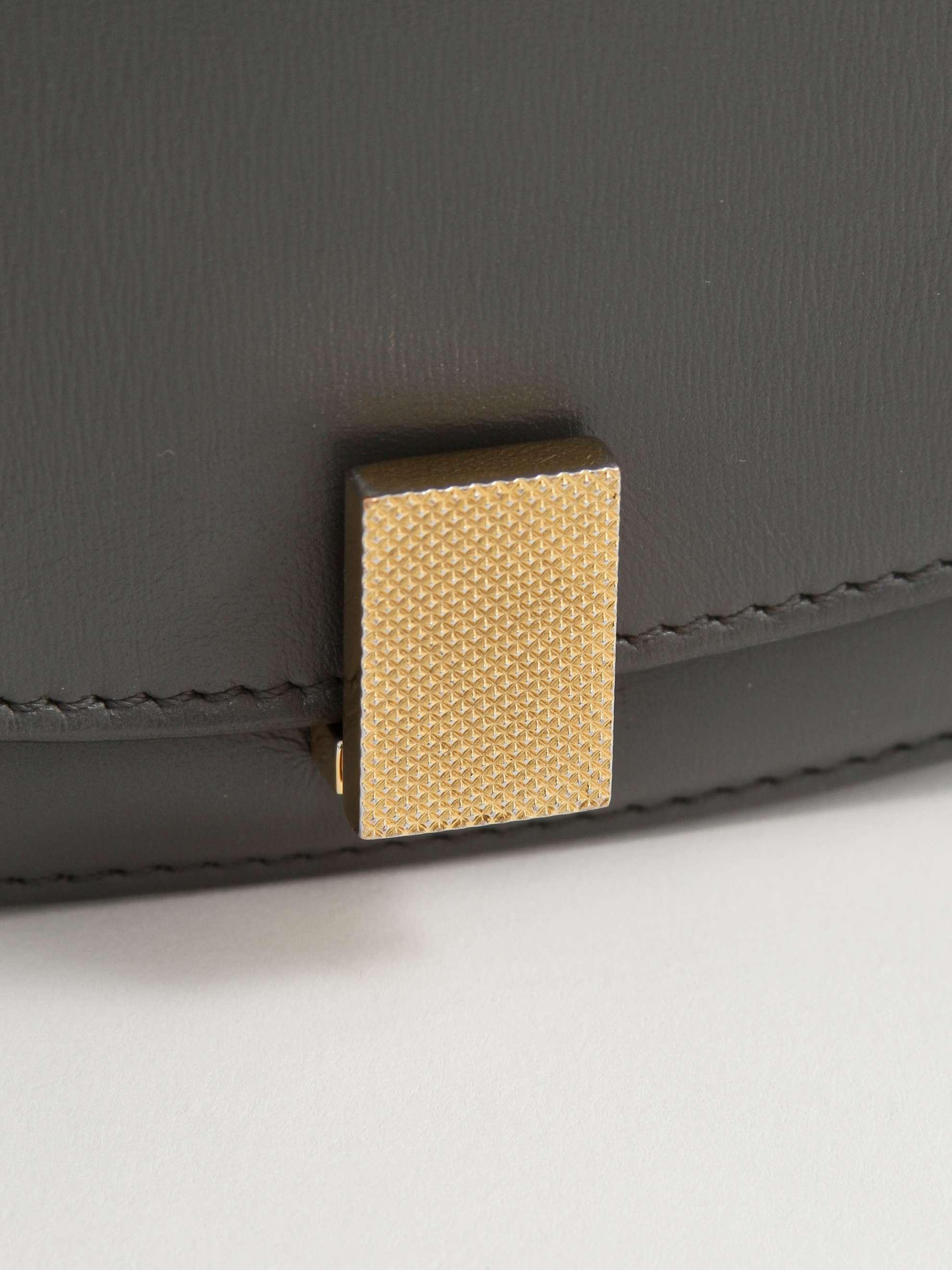 Victoria Beckham Half Moon , фото 4