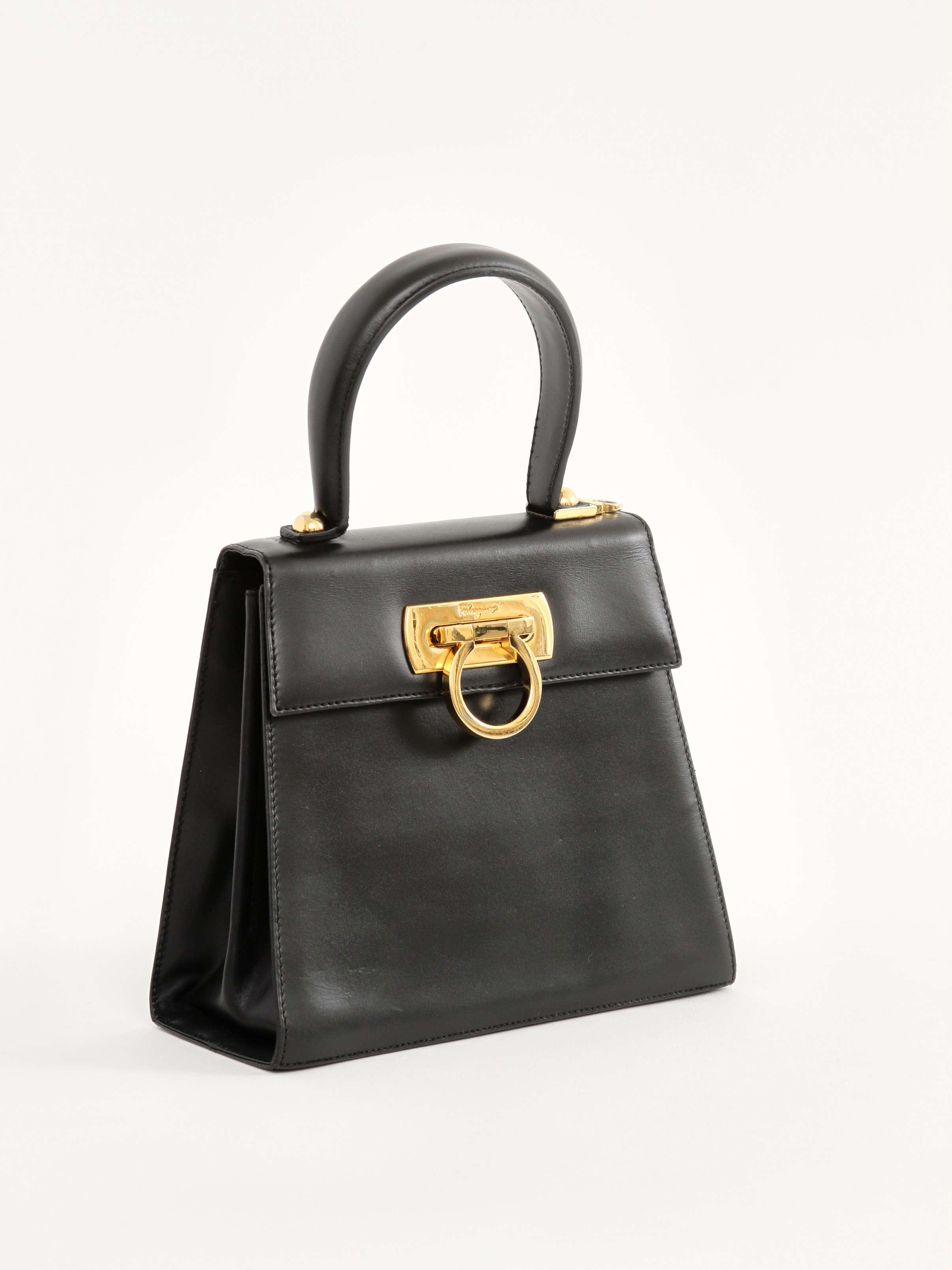 Salvatore Ferragamo Gancini, фото 2