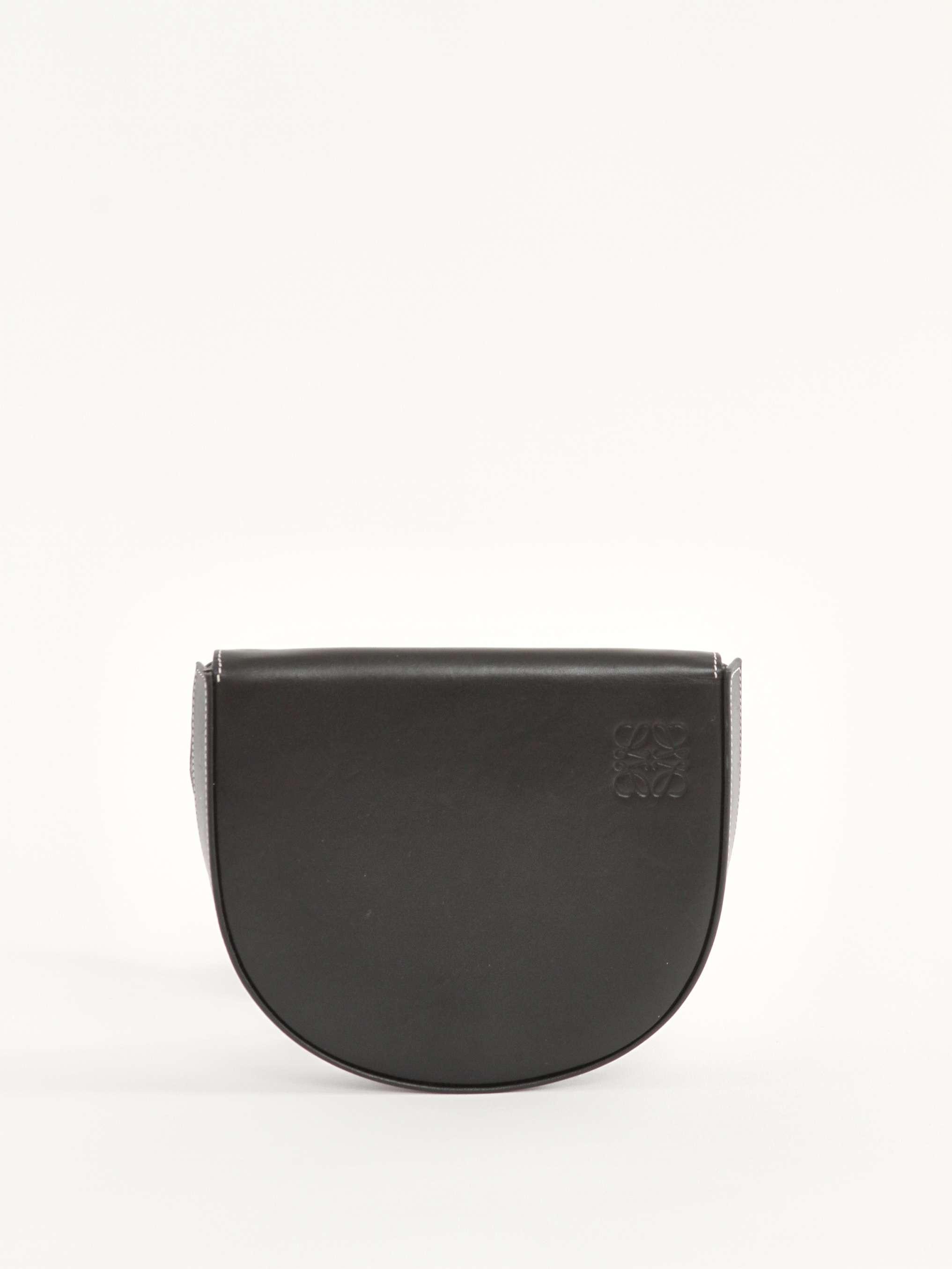 Loewe Heel, фото 1