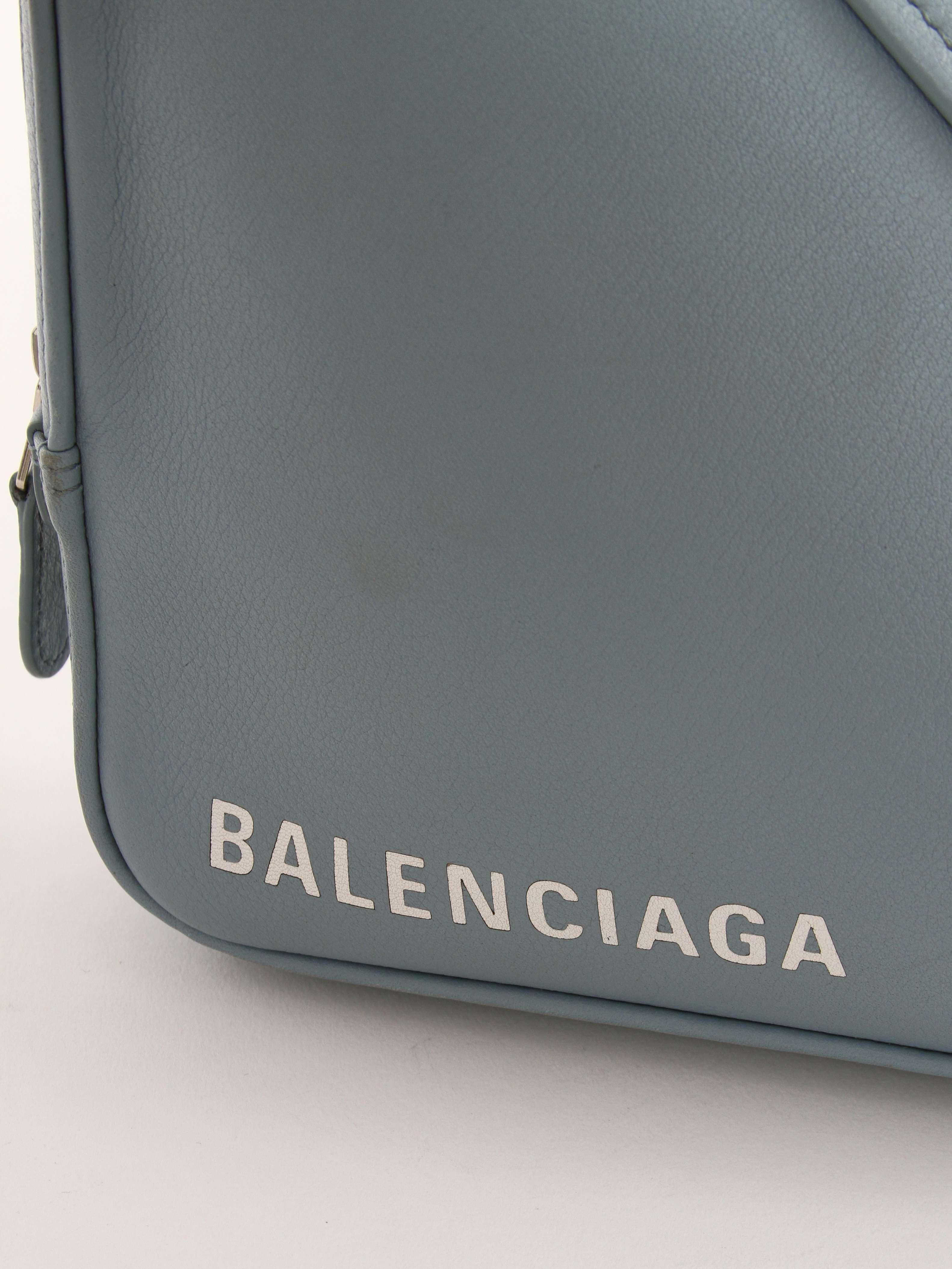 Balenciaga Triangle, фото 5