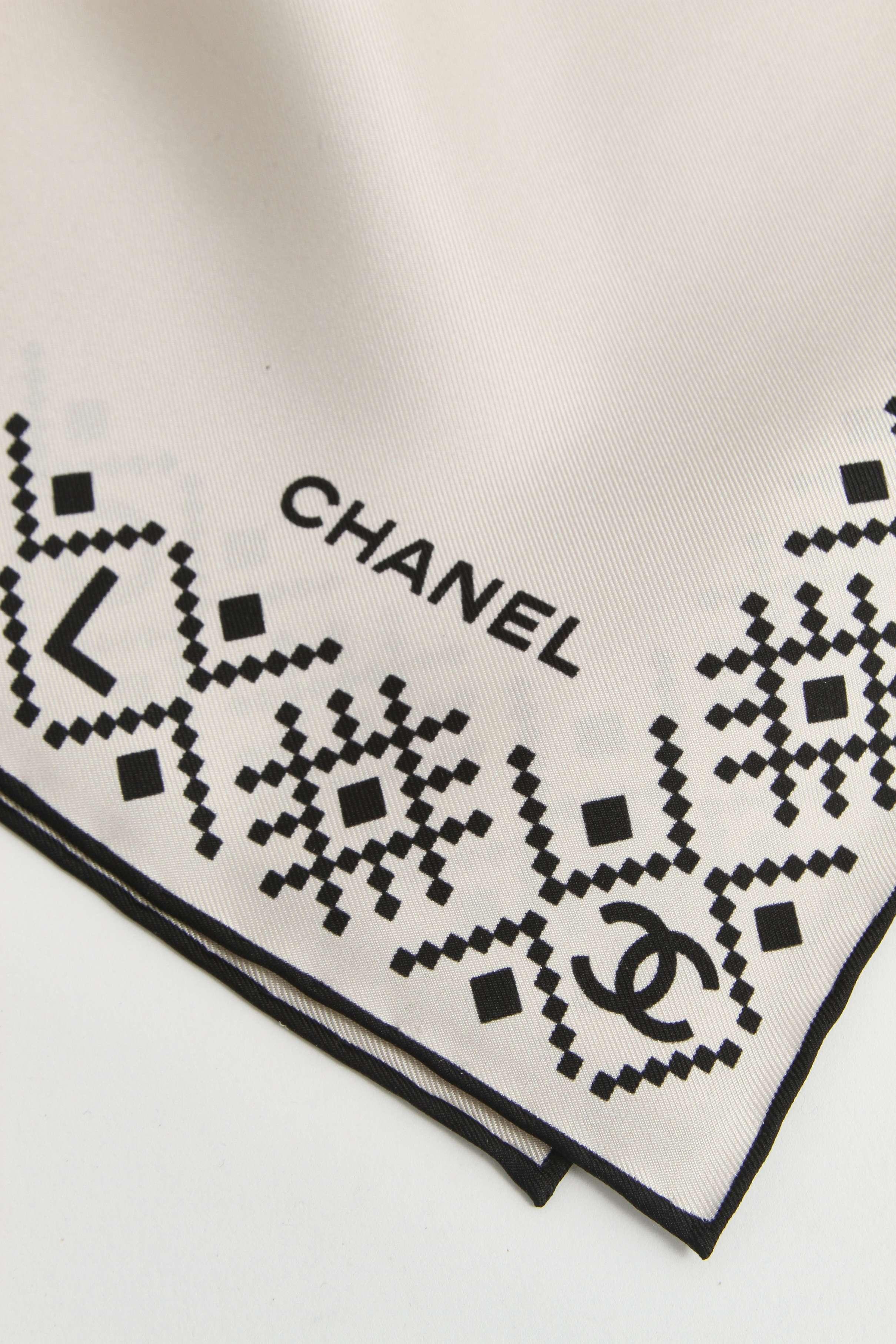Chanel Silk Scarf, фото 2