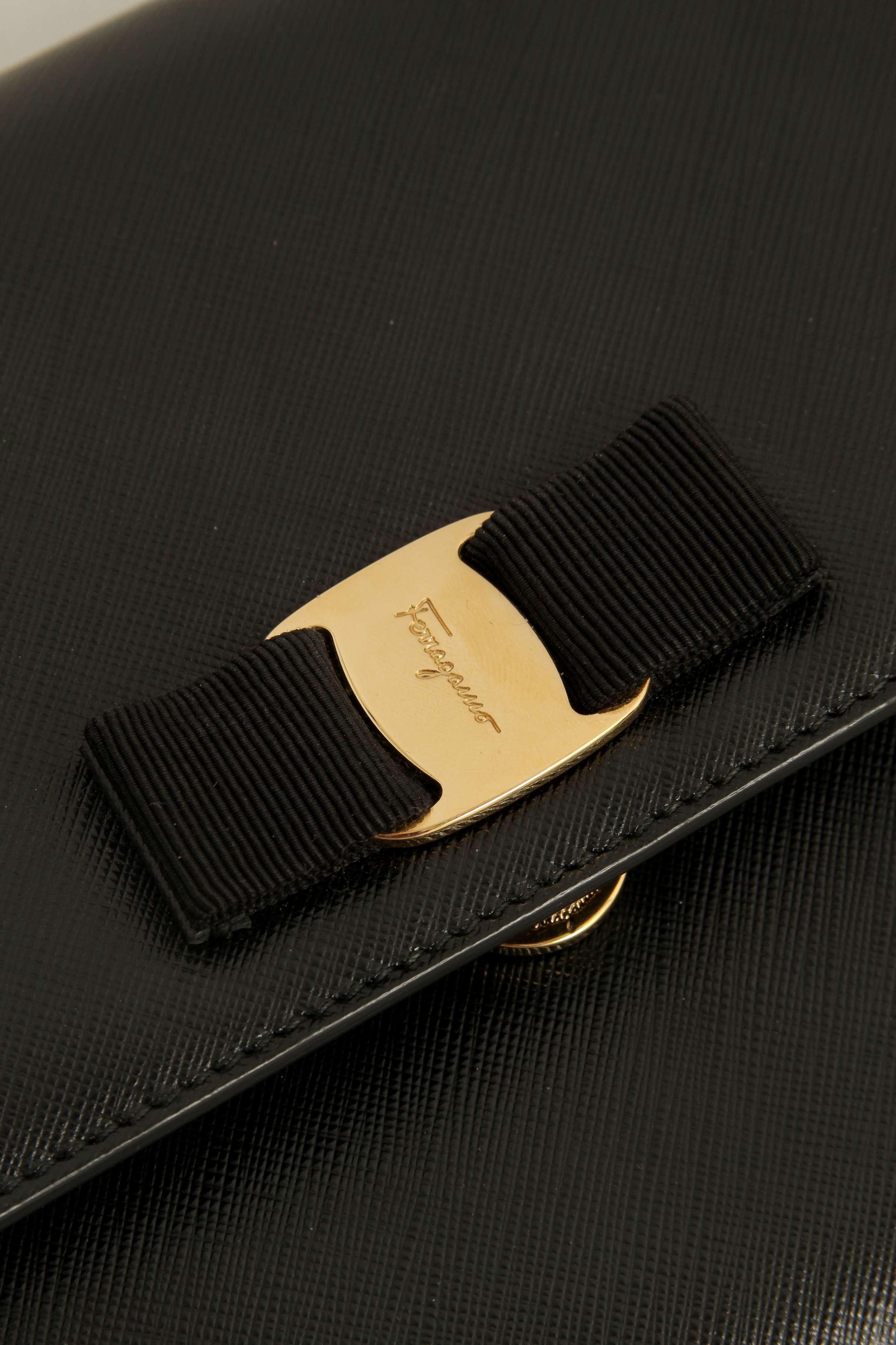 Salvatore Ferragamo Vara, фото 4