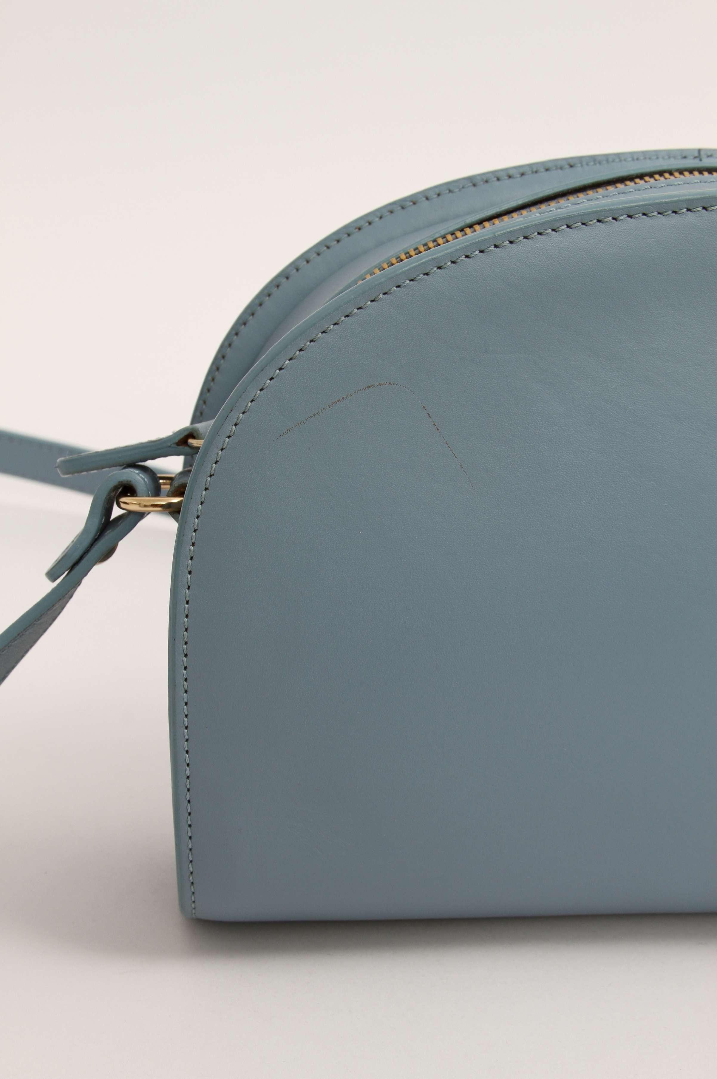 A.P.C. Demi Lune, фото 4