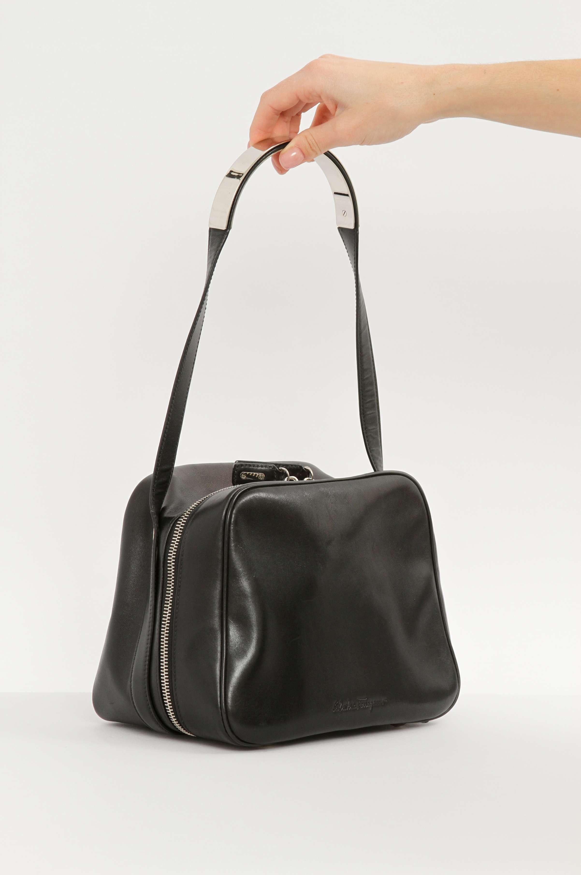 Salvatore Ferragamo Leather Bag, фото 2