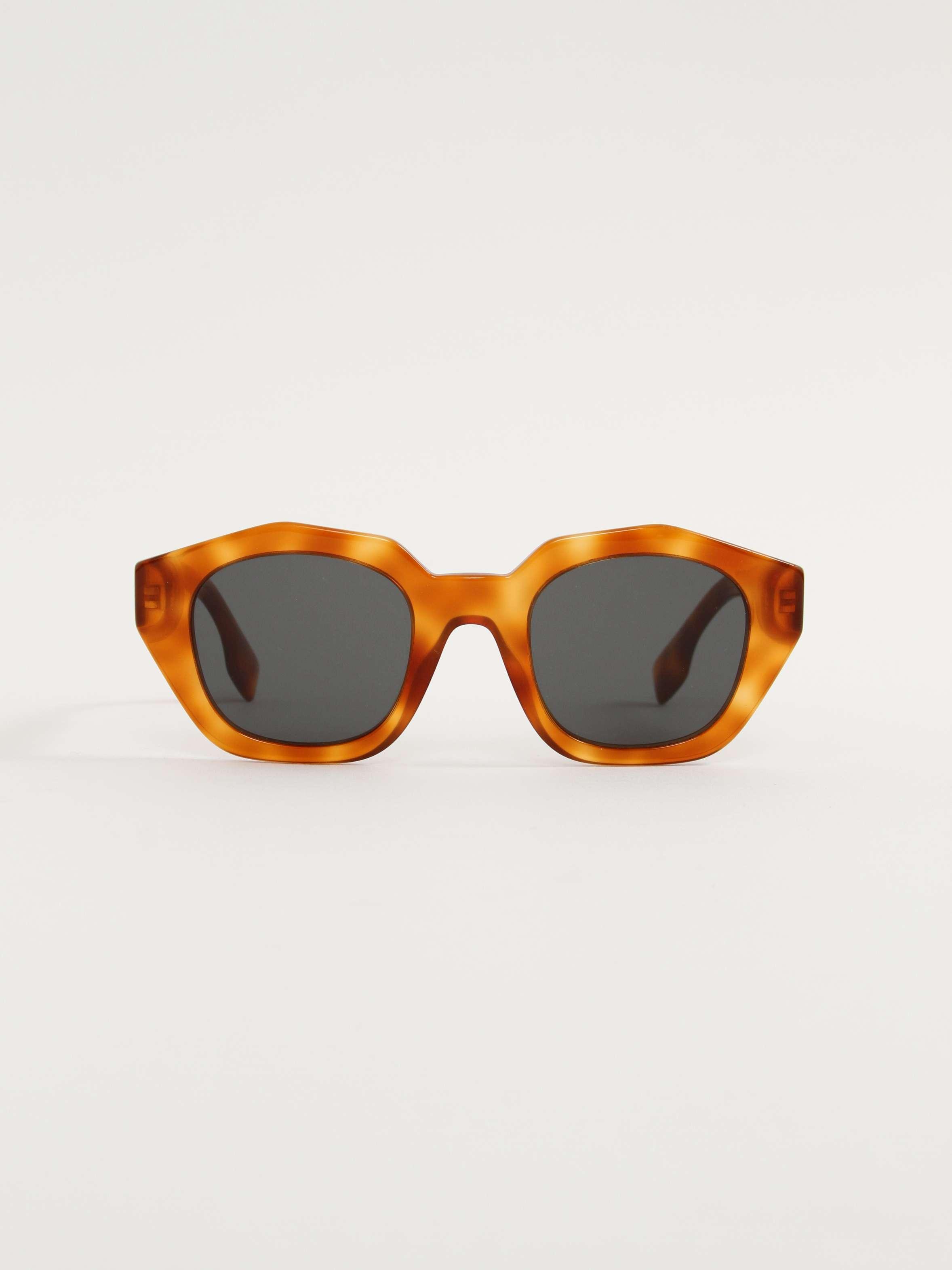 Burberry Sunglasses, фото 1
