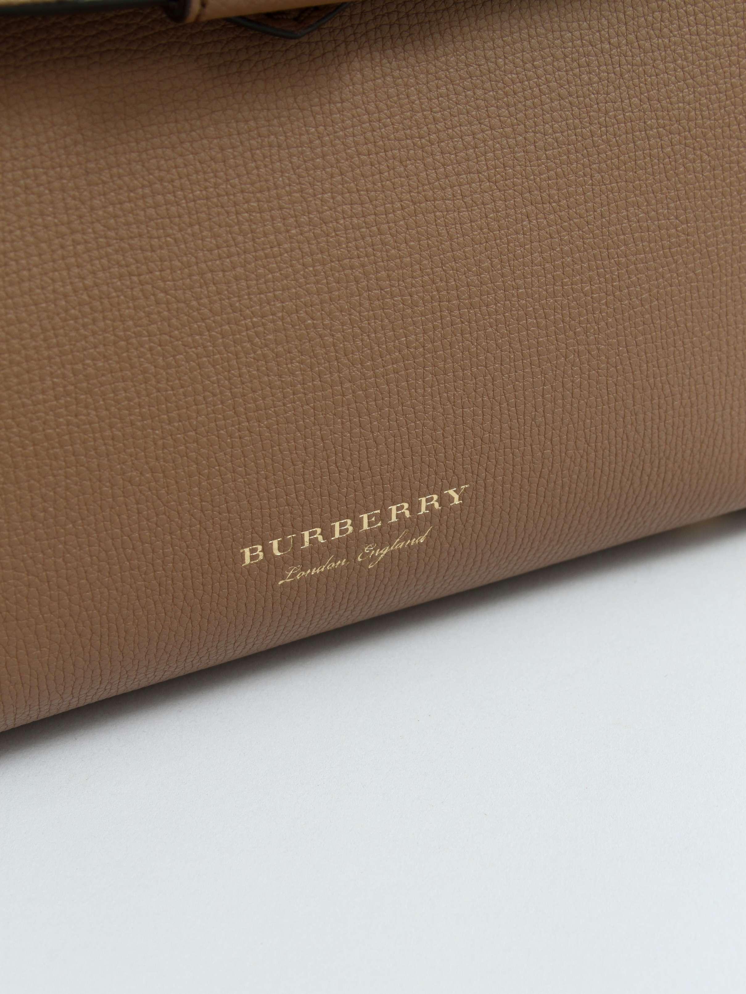 Burberry Camberley, фото 5