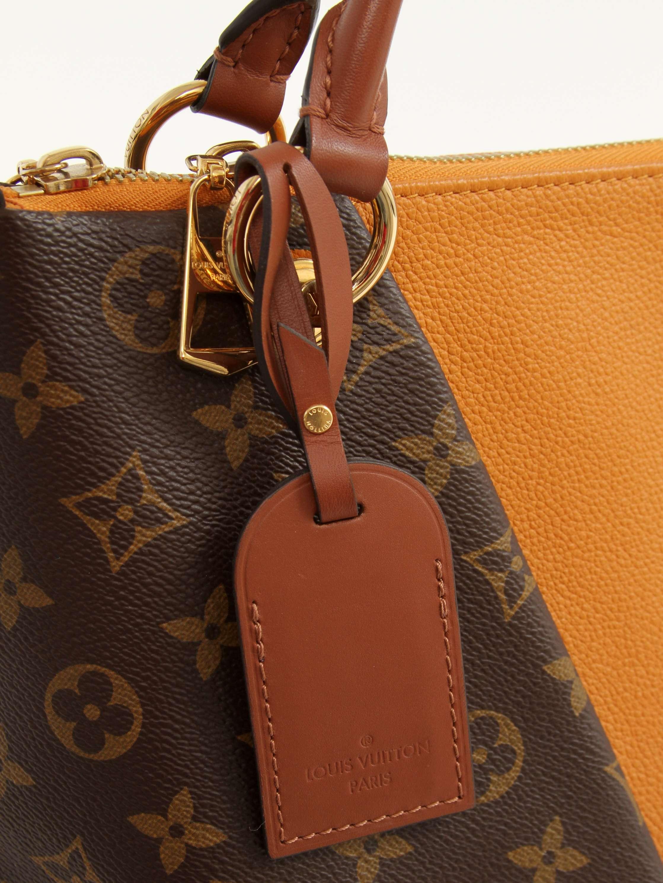 Louis Vuitton V Tote, фото 5