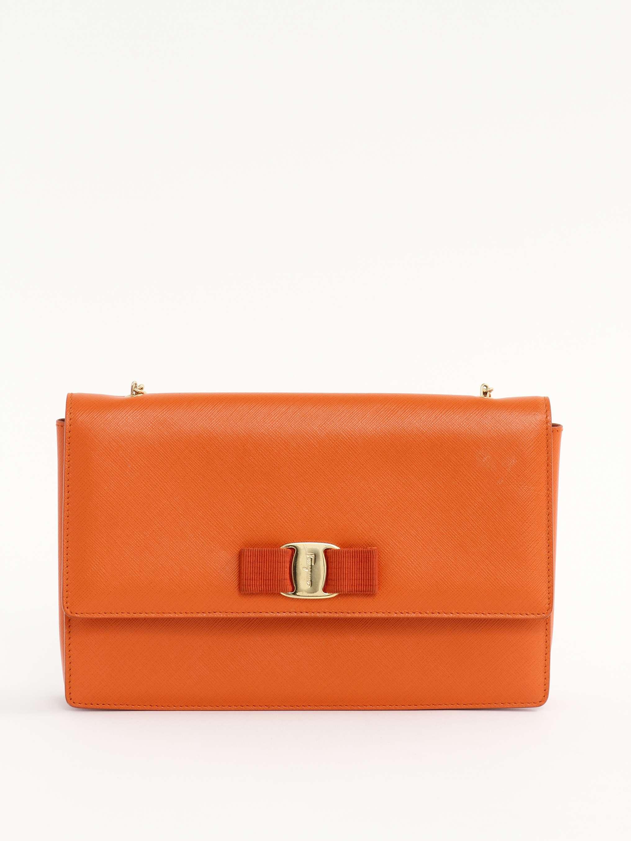 Salvatore Ferragamo Vara, фото 1