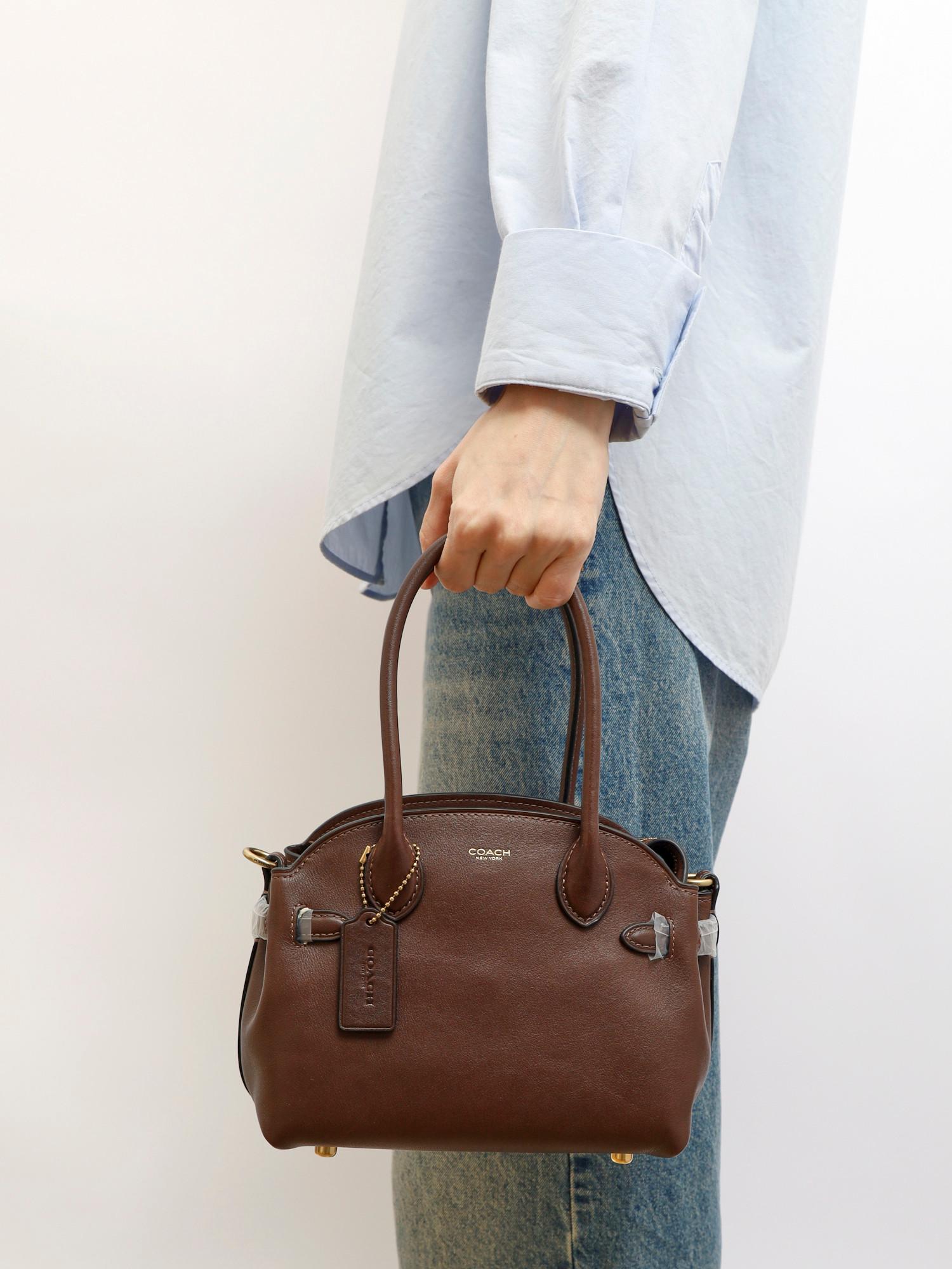 Coach Empire , фото 2