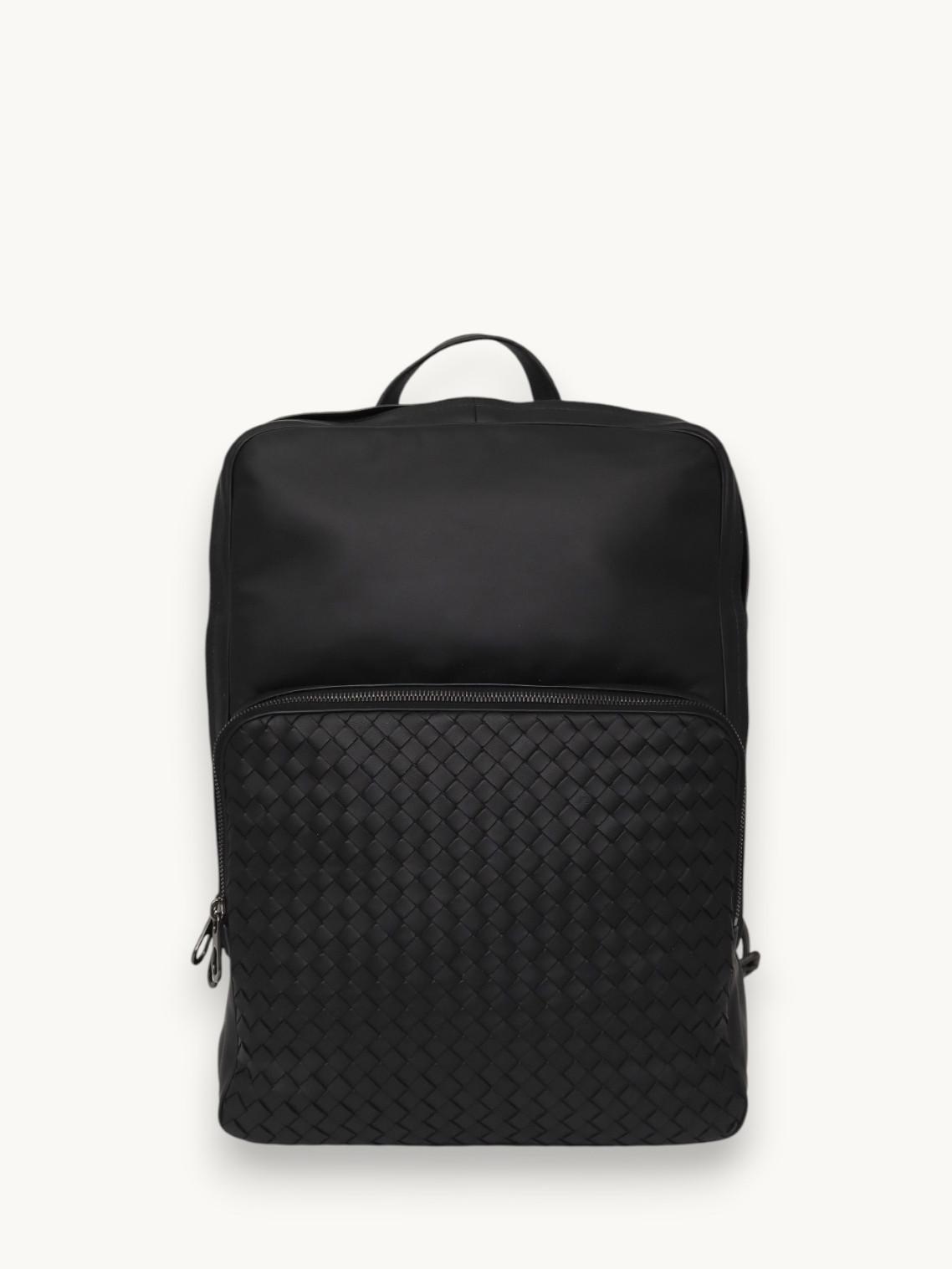Bottega Veneta , фото 1