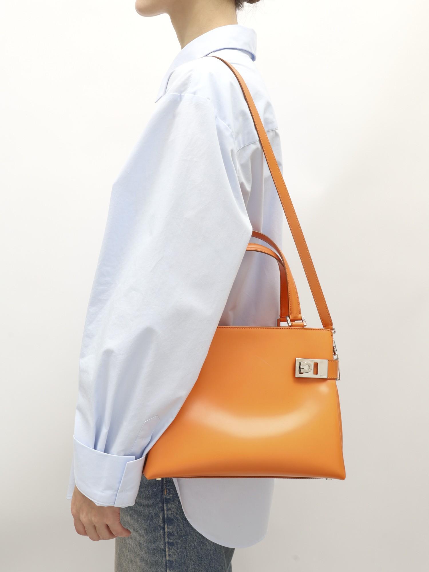 Salvatore Ferragamo Gancini , фото 2