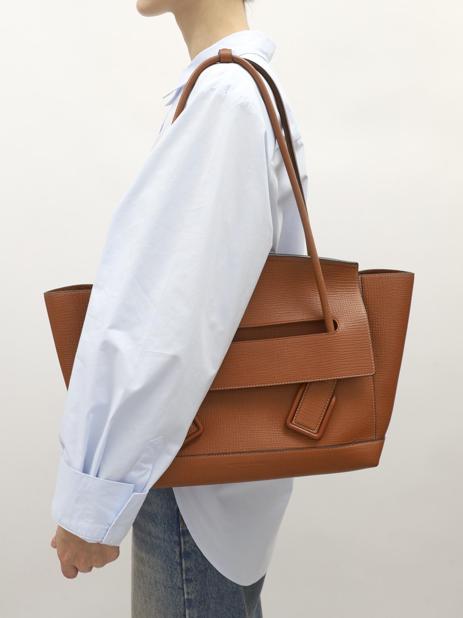 Bottega Veneta Arco , фото 2