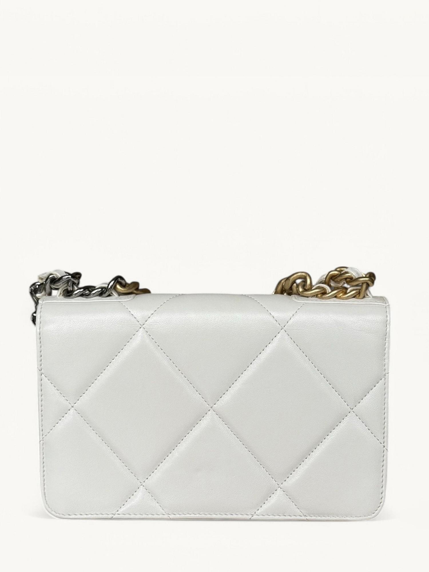 Chanel 19 , фото 3