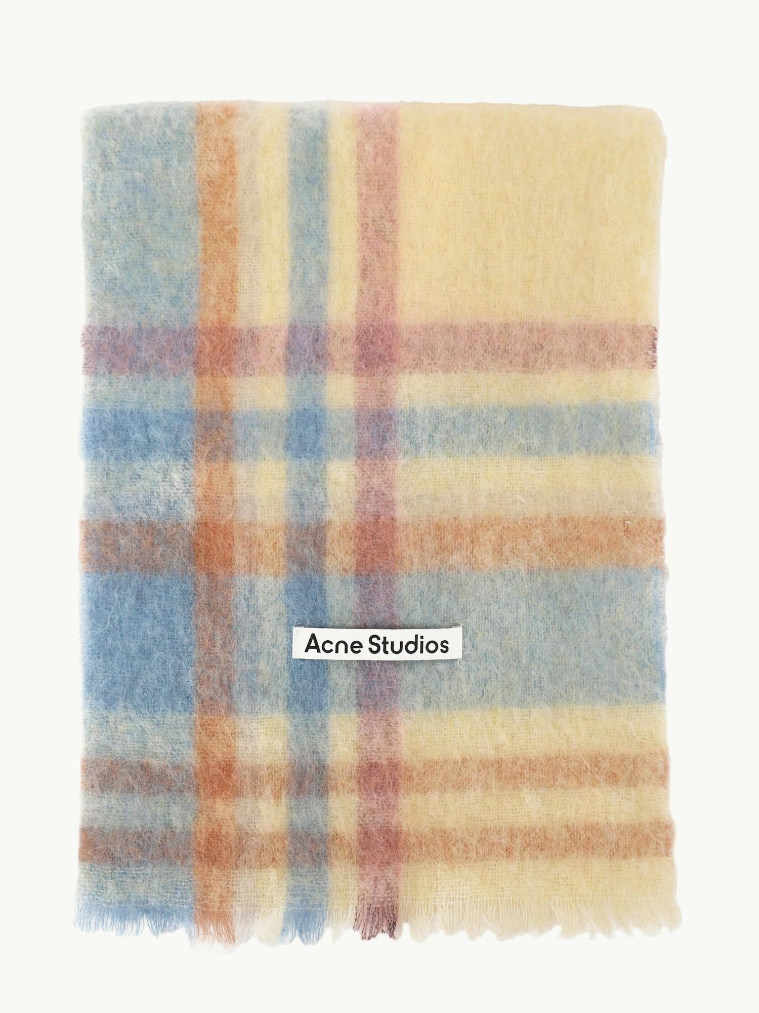 Acne Studios , фото 1