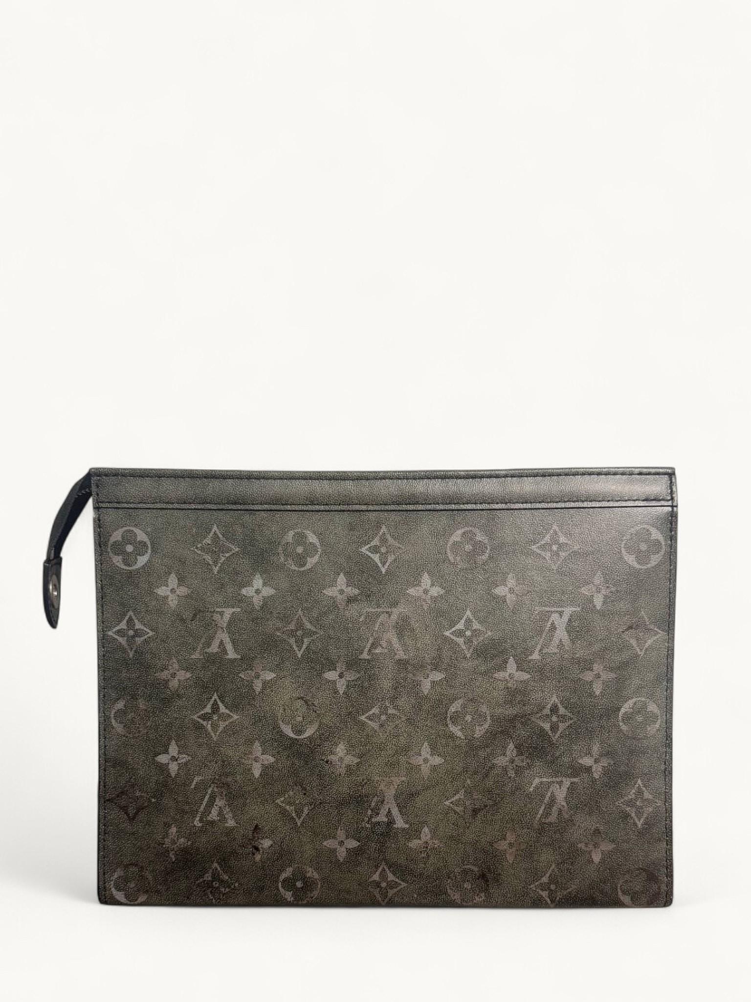 Louis Vuitton Pochette Voyage , фото 2