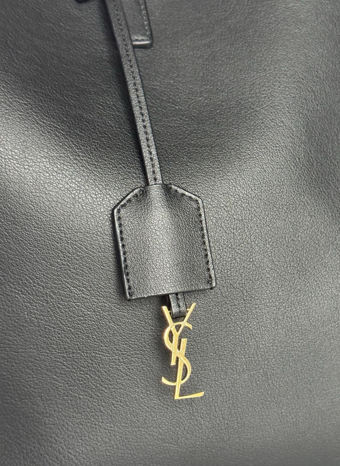 Saint Laurent Shopping , фото 5