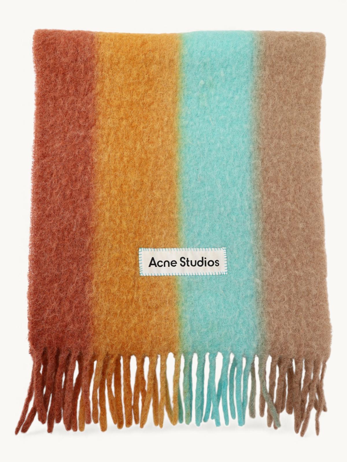 Acne Studios , фото 1
